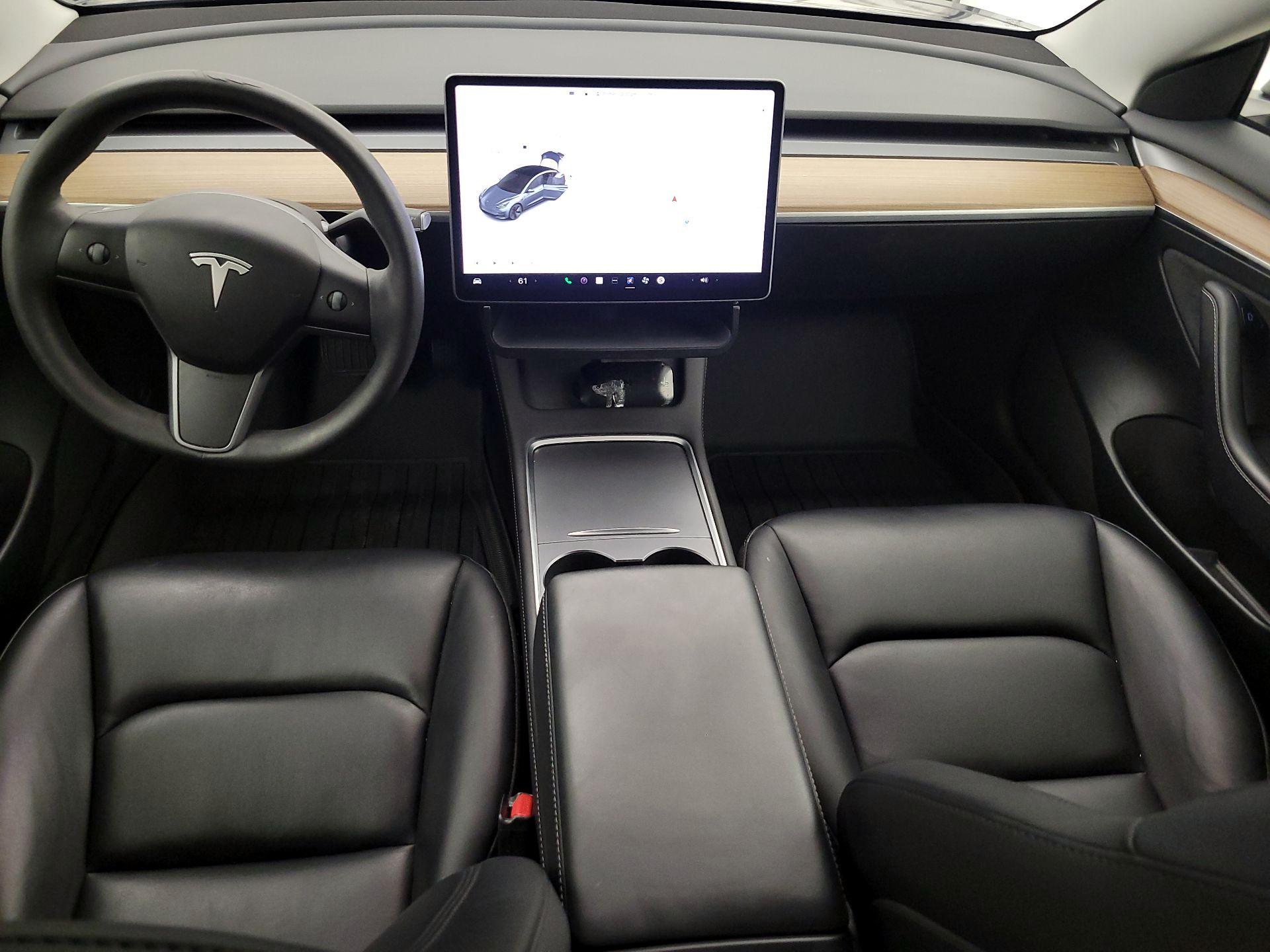 Thumbnail: 2023 Tesla Model 3 - 9