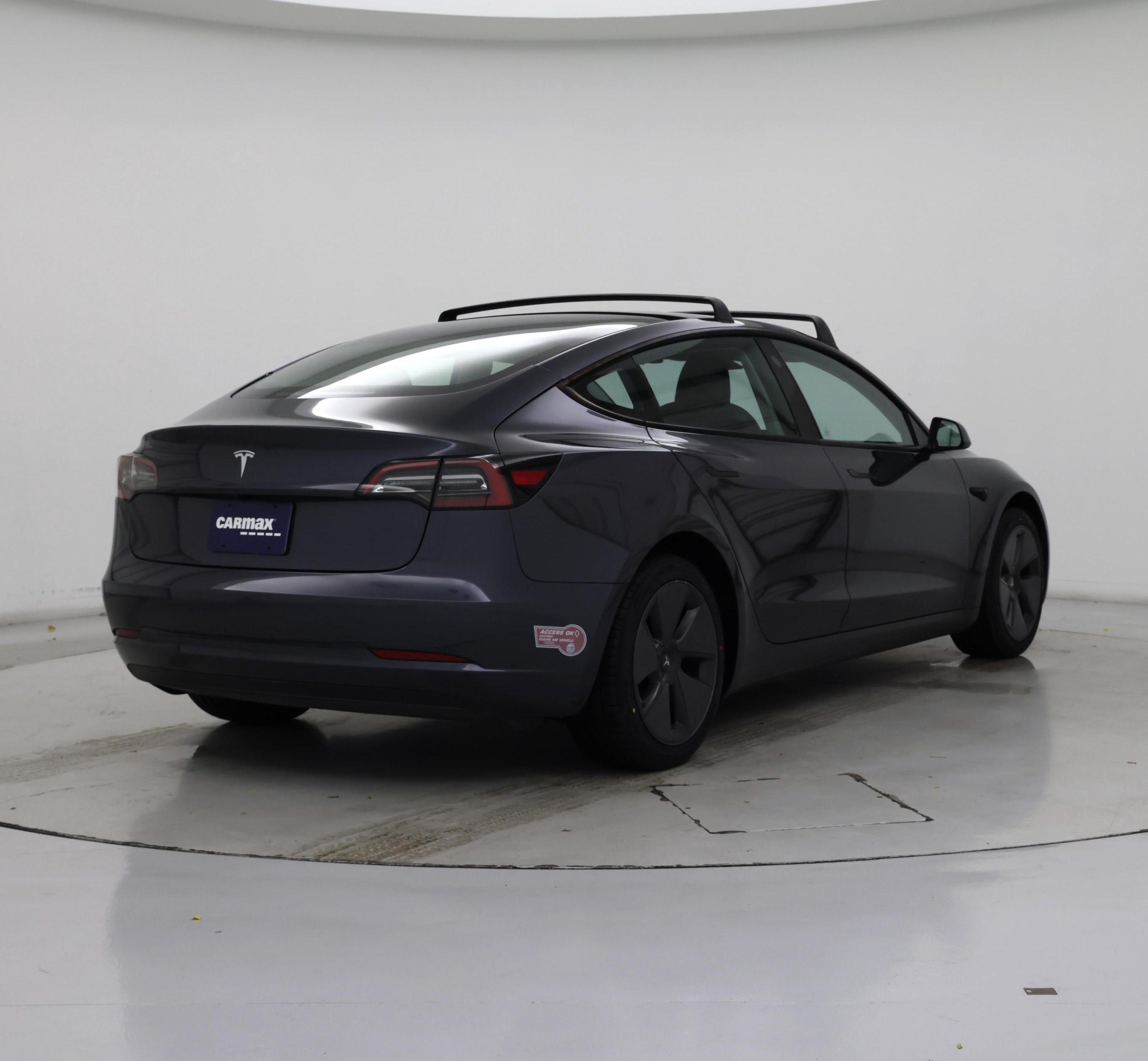 Thumbnail: 2023 Tesla Model 3 - 8