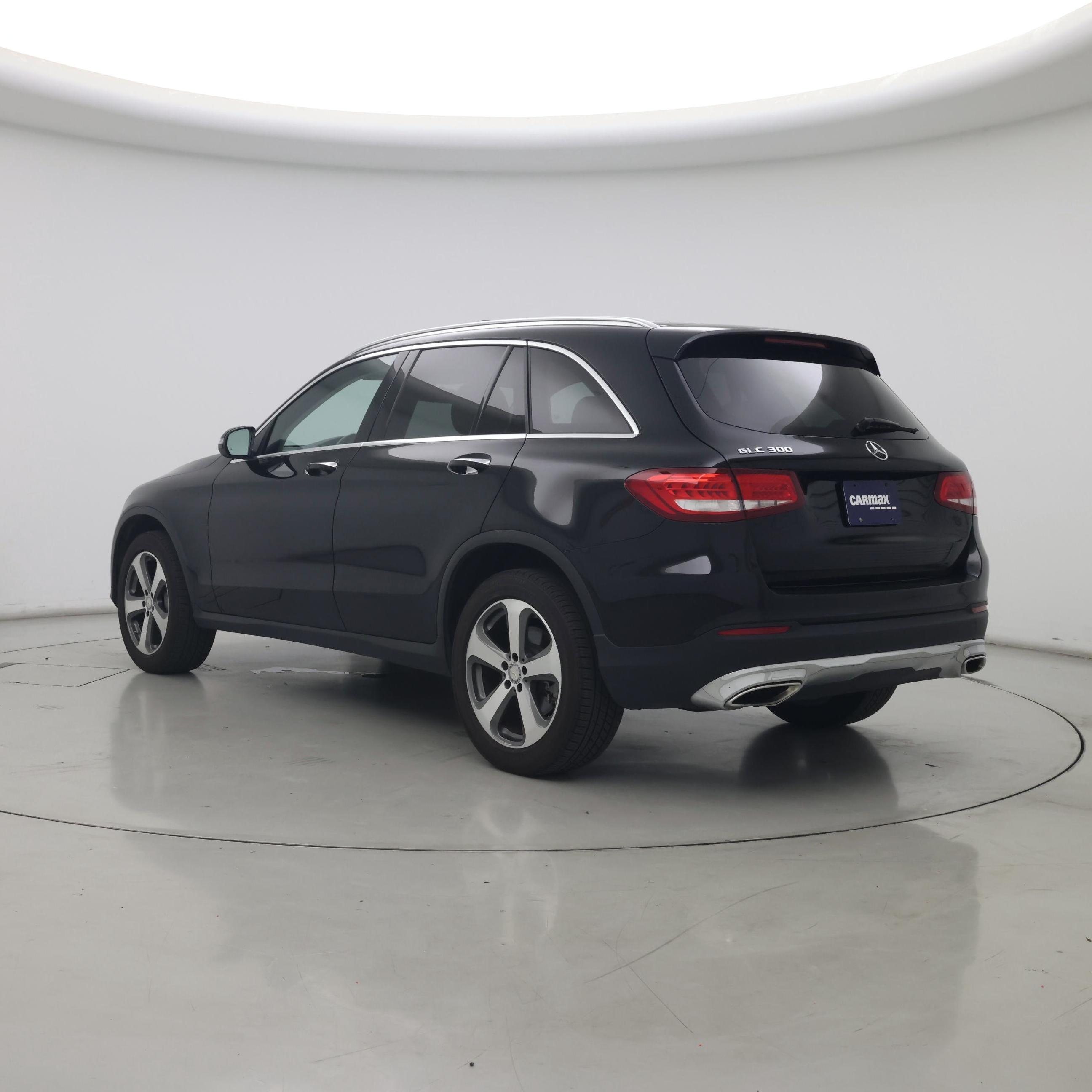 Thumbnail: 2017 Mercedes-Benz GLC - 2