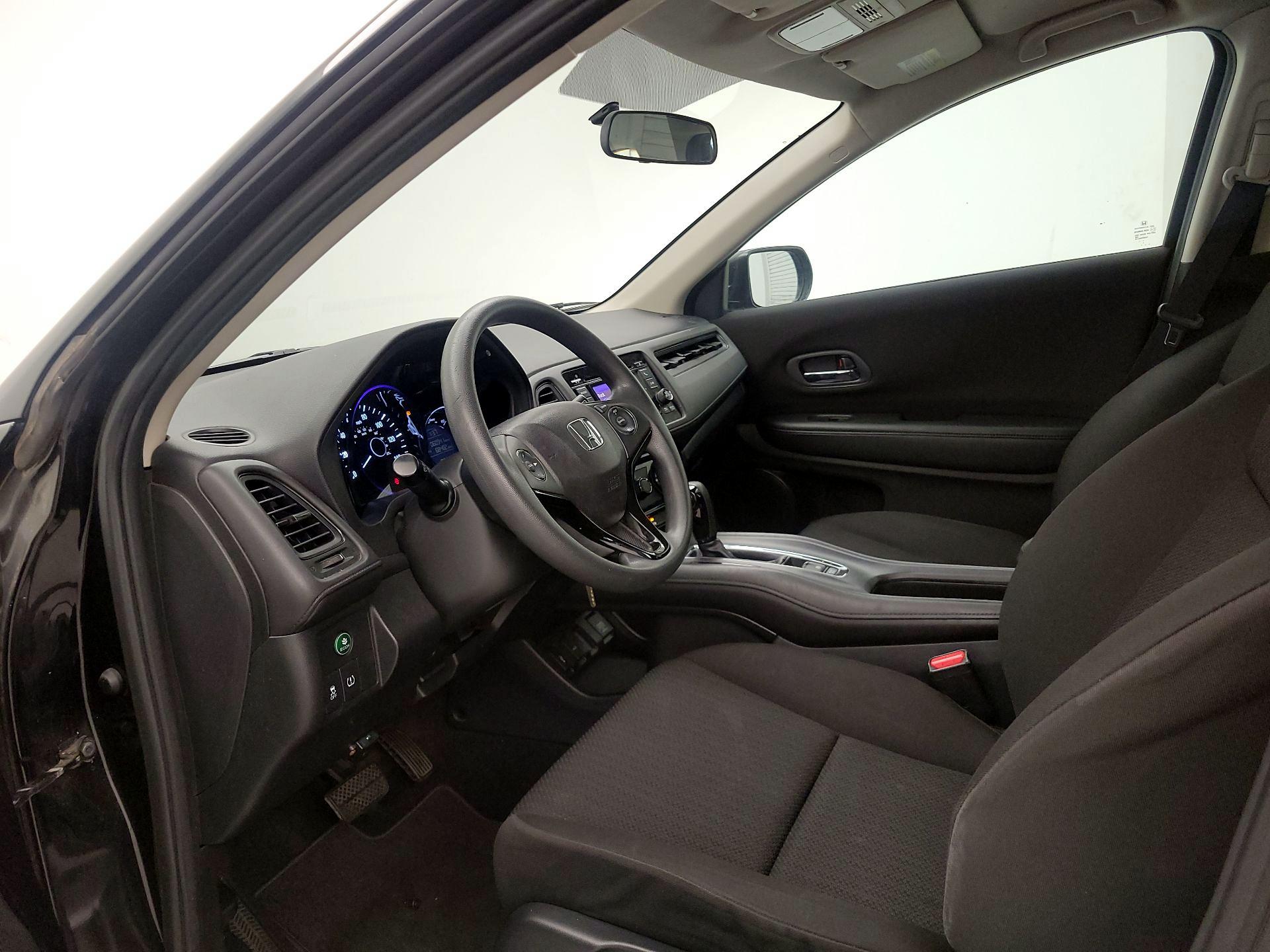 Thumbnail: 2016 Honda HR-V - 11