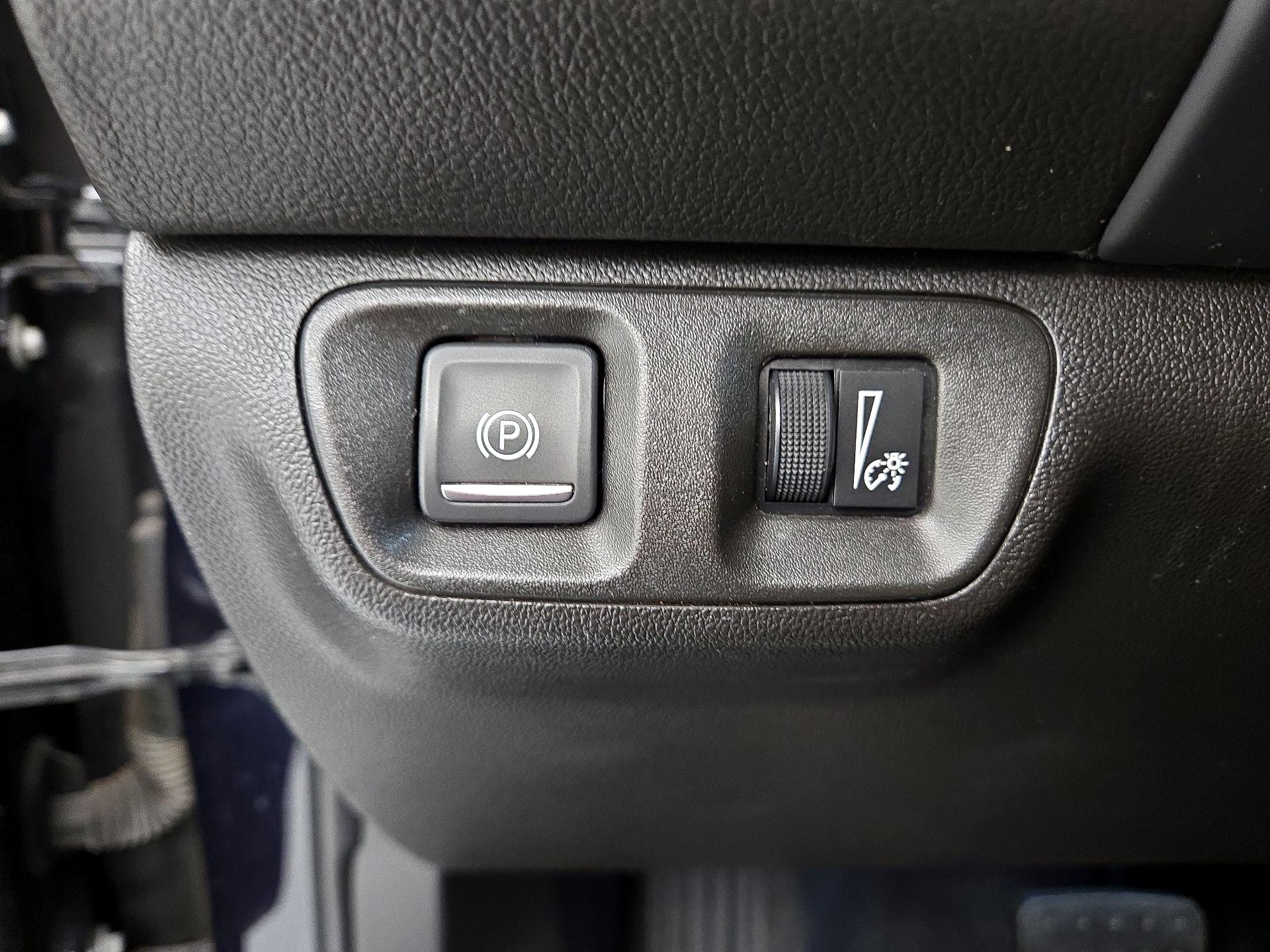 Thumbnail: 2021 GMC Acadia - 13