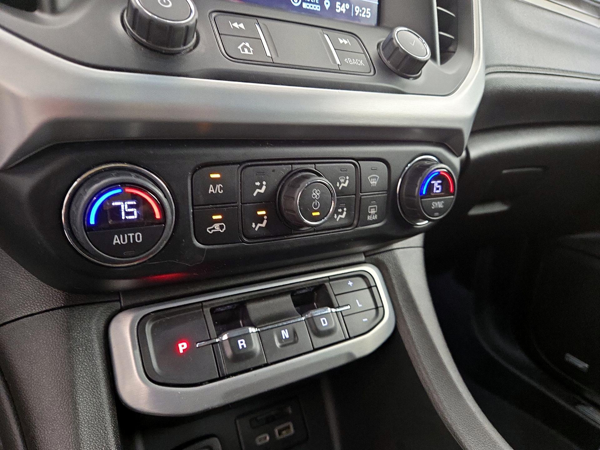 Thumbnail: 2021 GMC Acadia - 17