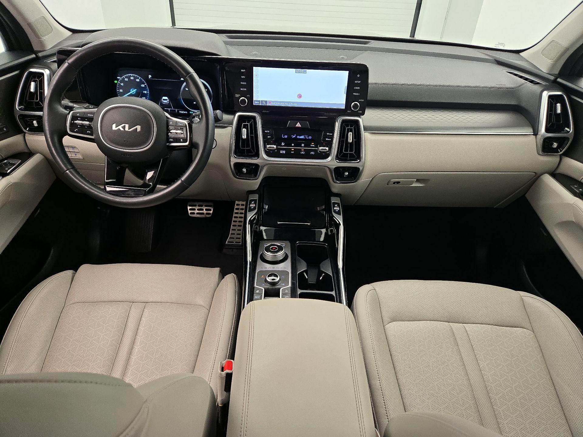 Thumbnail: 2024 Kia Sorento - 9