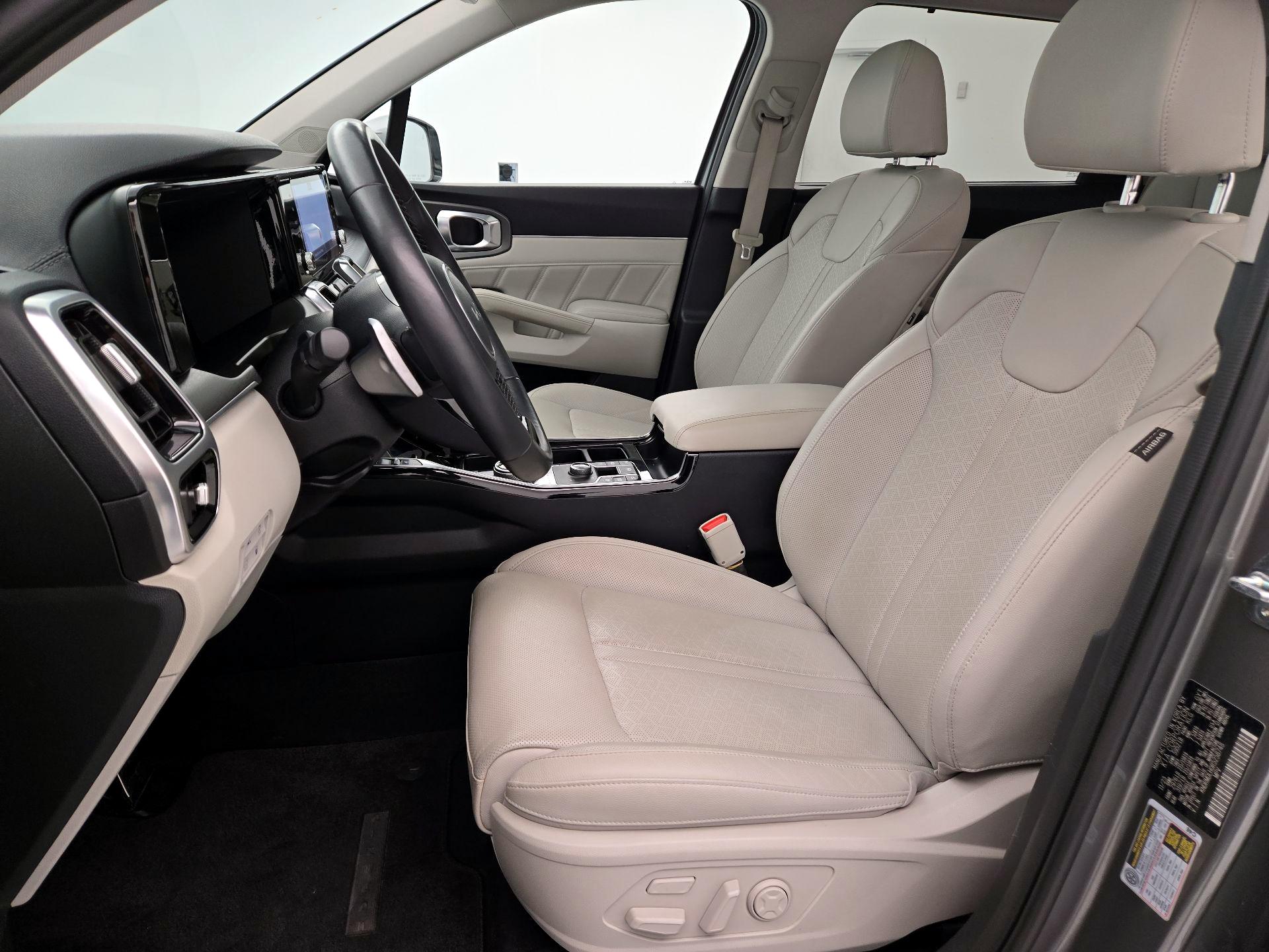 Thumbnail: 2024 Kia Sorento - 11