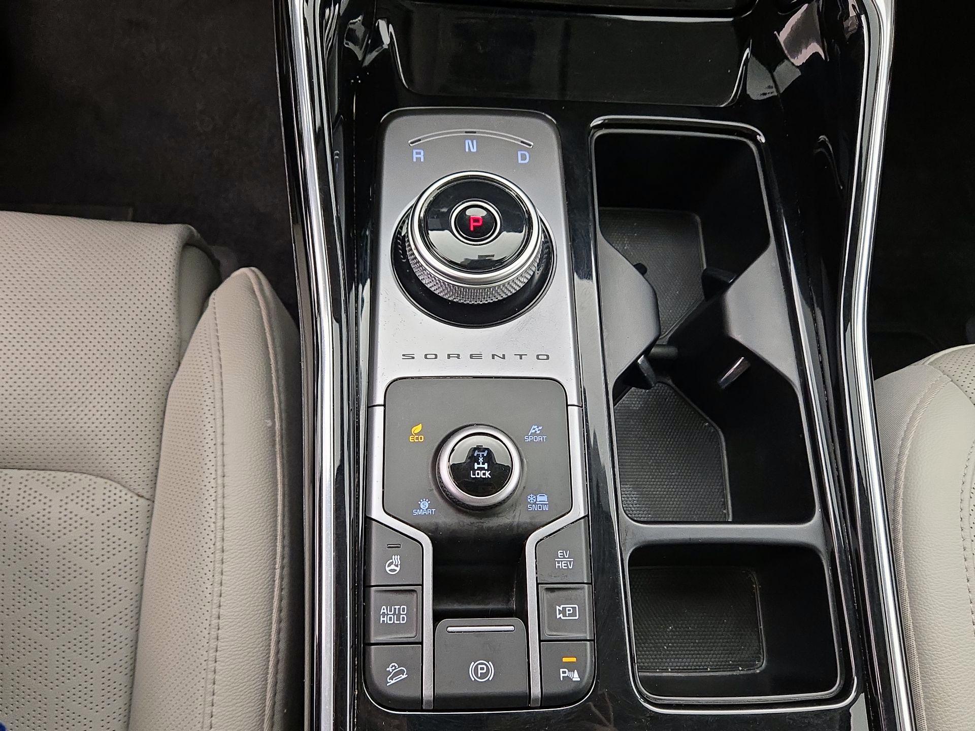 Thumbnail: 2024 Kia Sorento - 18