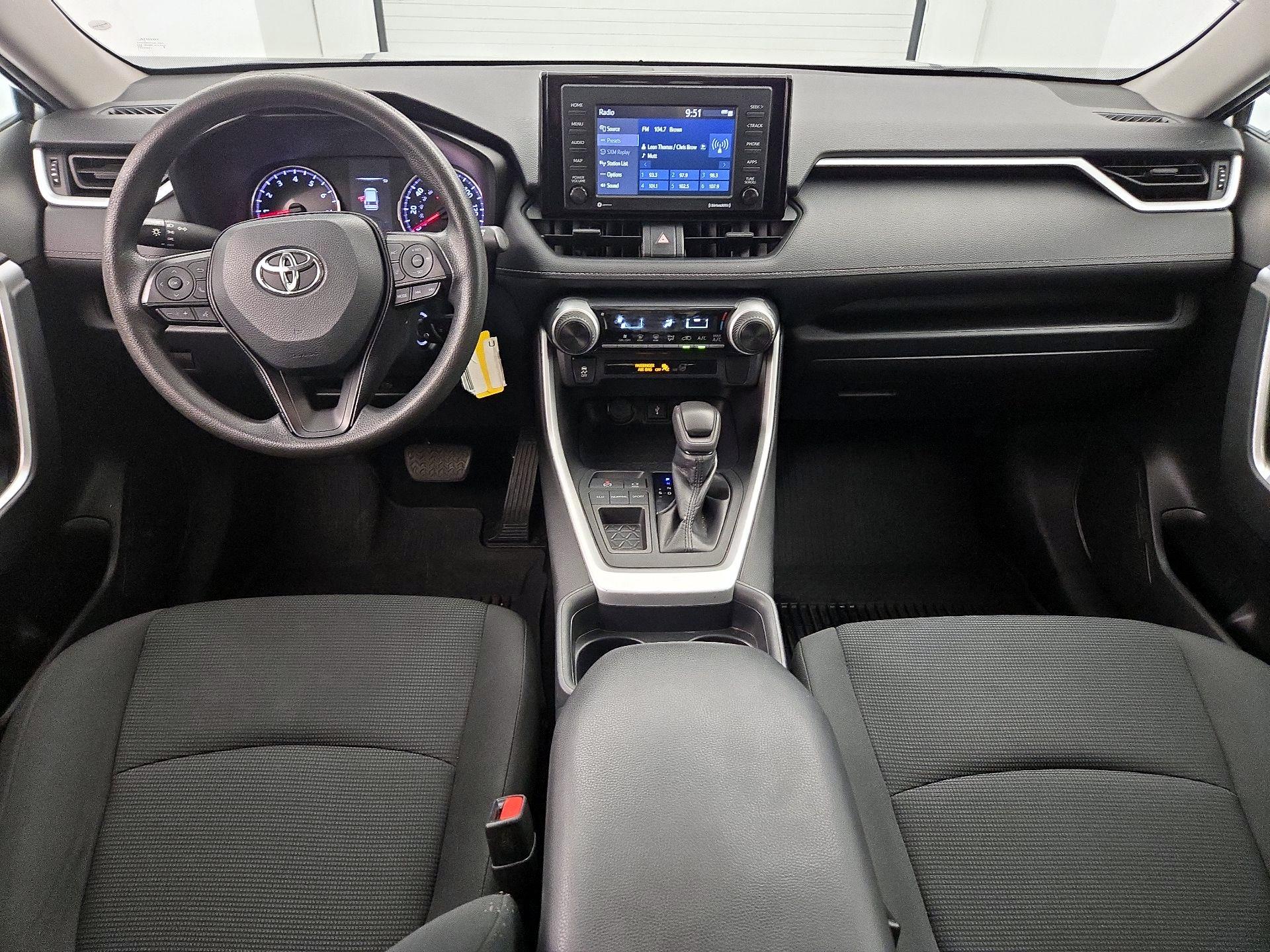 Thumbnail: 2020 Toyota RAV4 - 9