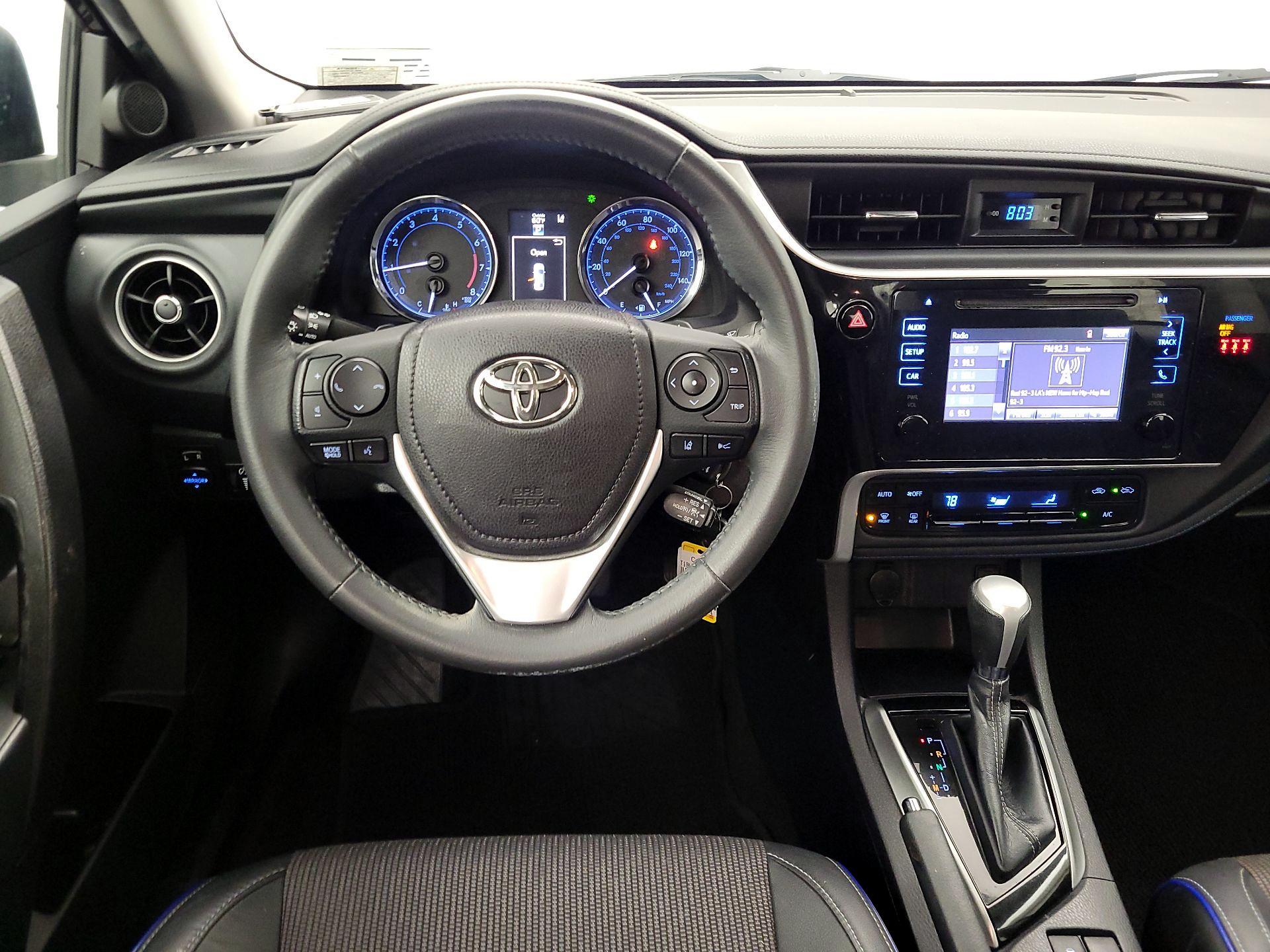 Thumbnail: 2018 Toyota Corolla - 10
