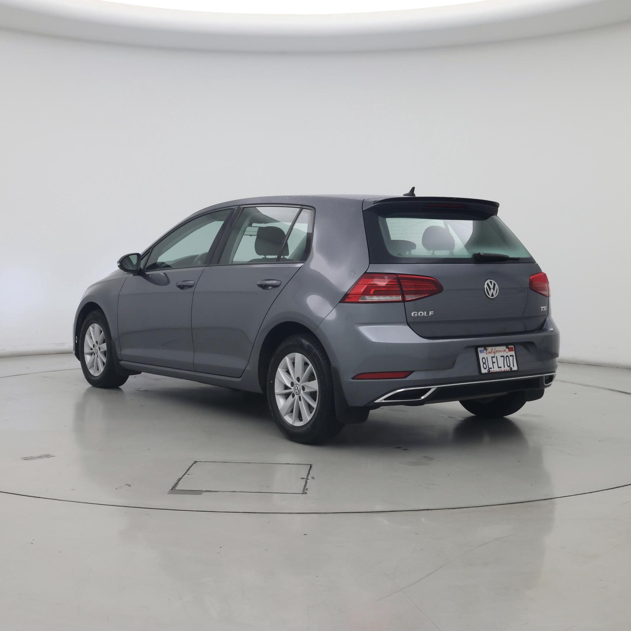 Thumbnail: 2018 Volkswagen Golf - 2
