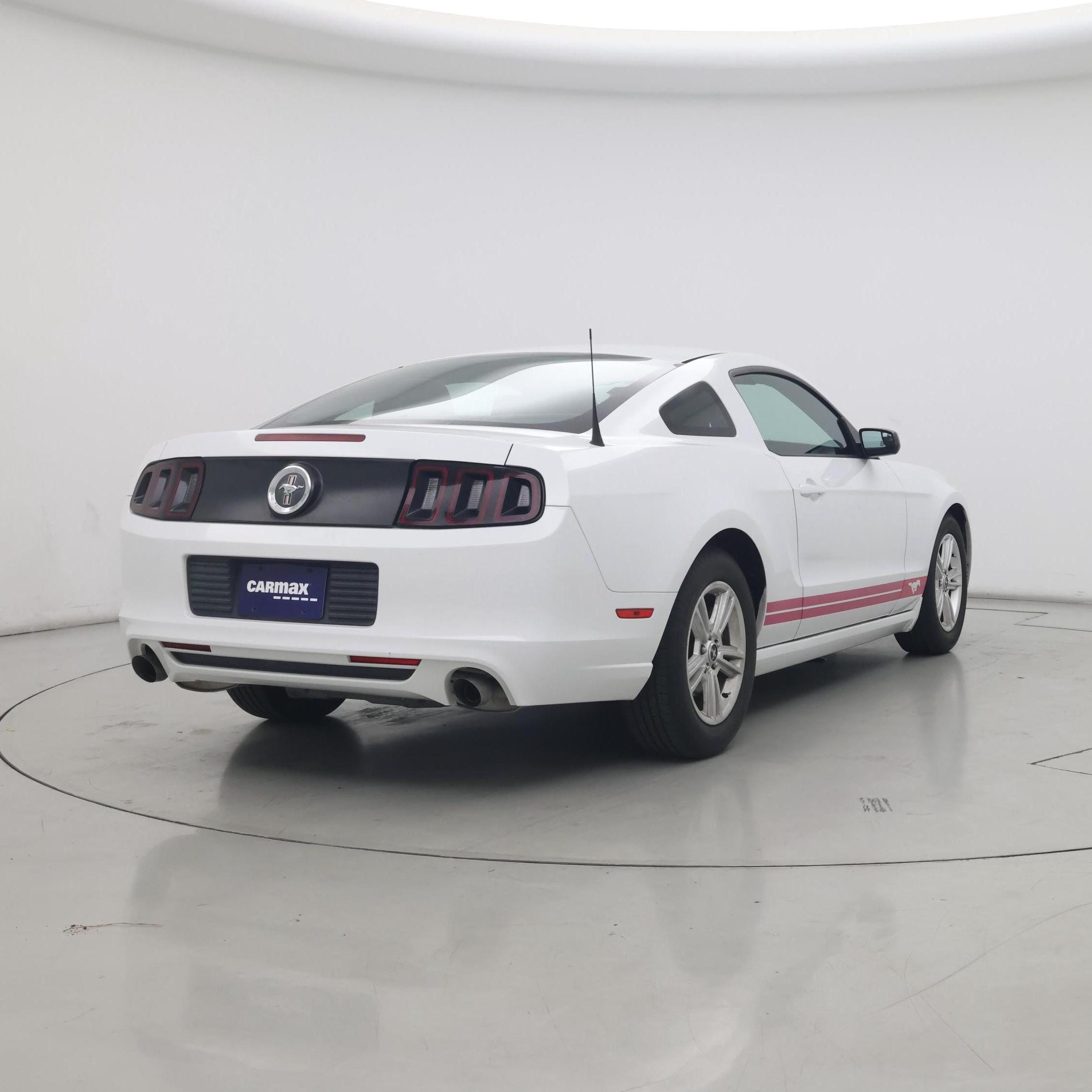 Thumbnail: 2014 Ford Mustang - 8