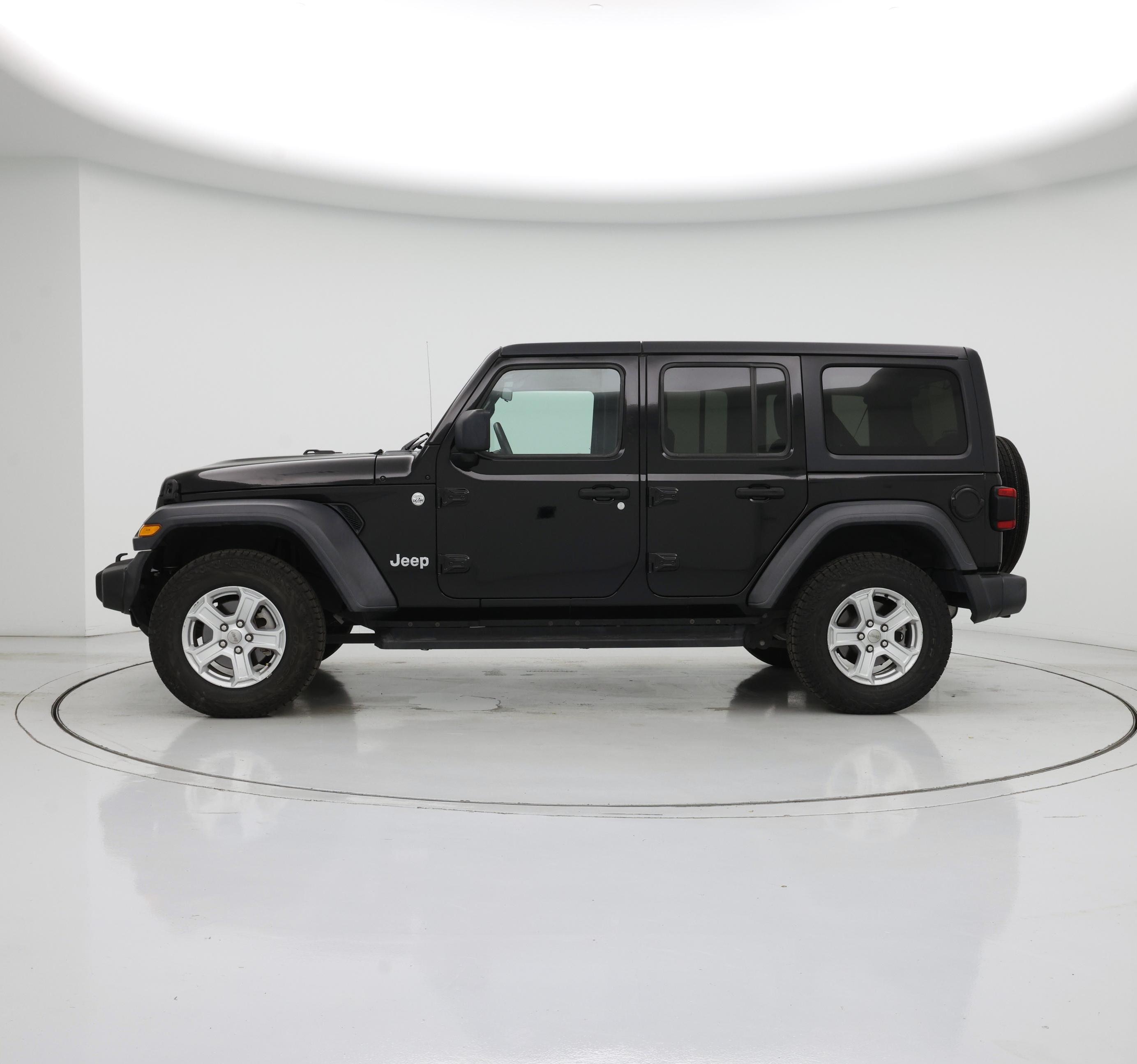 Thumbnail: 2020 Jeep Wrangler - 3