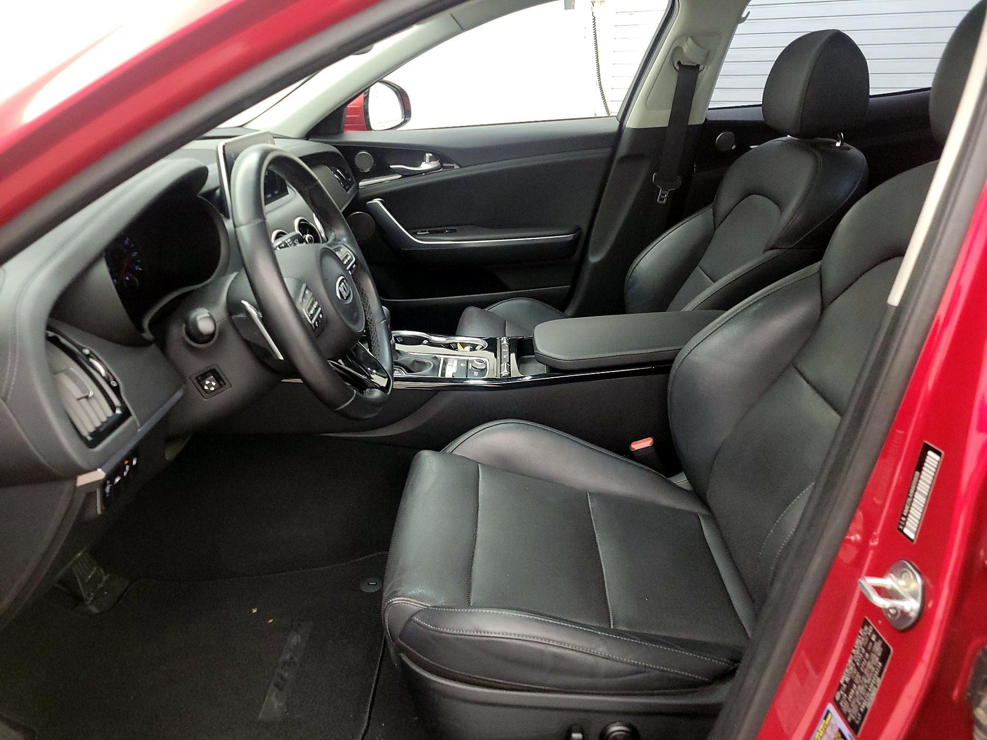 Thumbnail: 2019 Kia Stinger - 11