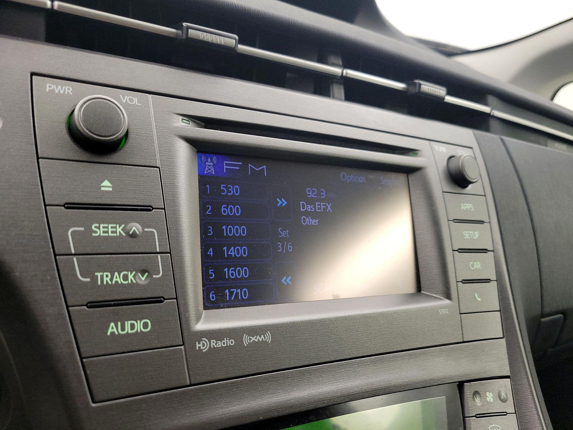 Thumbnail: 2014 Toyota Prius - 15