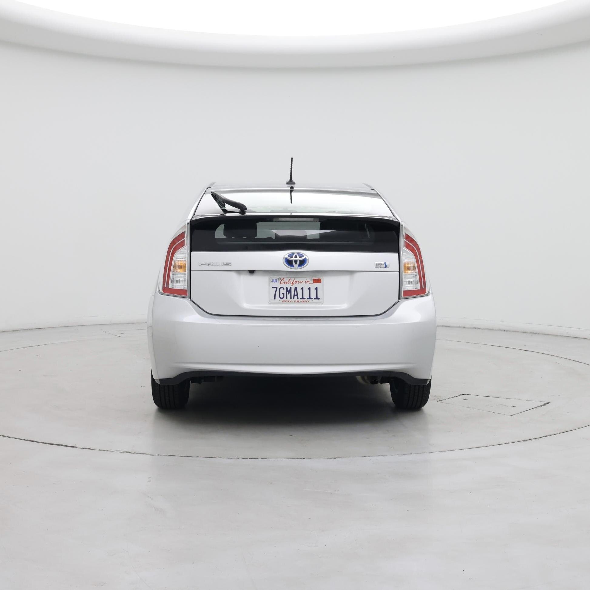 Thumbnail: 2014 Toyota Prius - 6