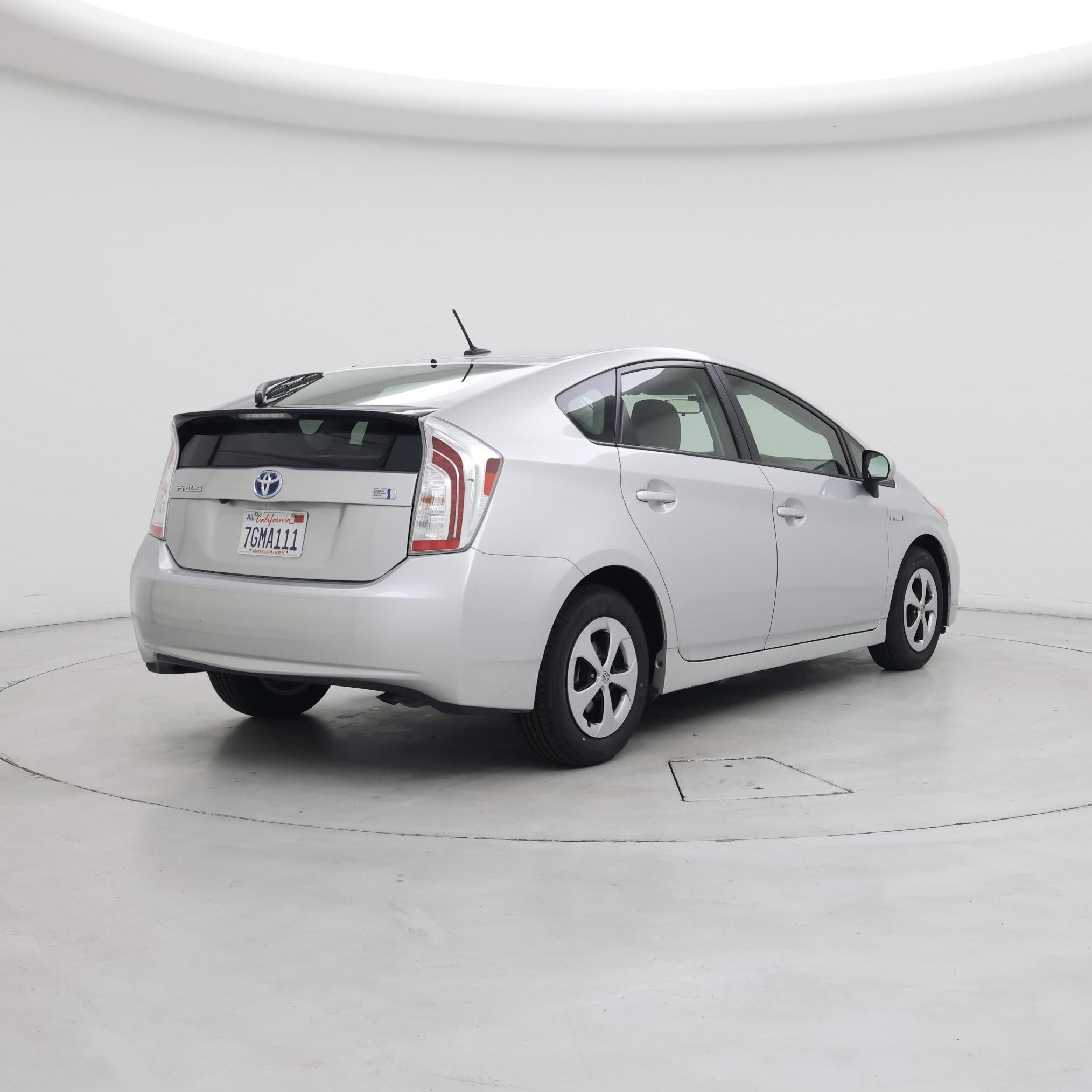 Thumbnail: 2014 Toyota Prius - 8