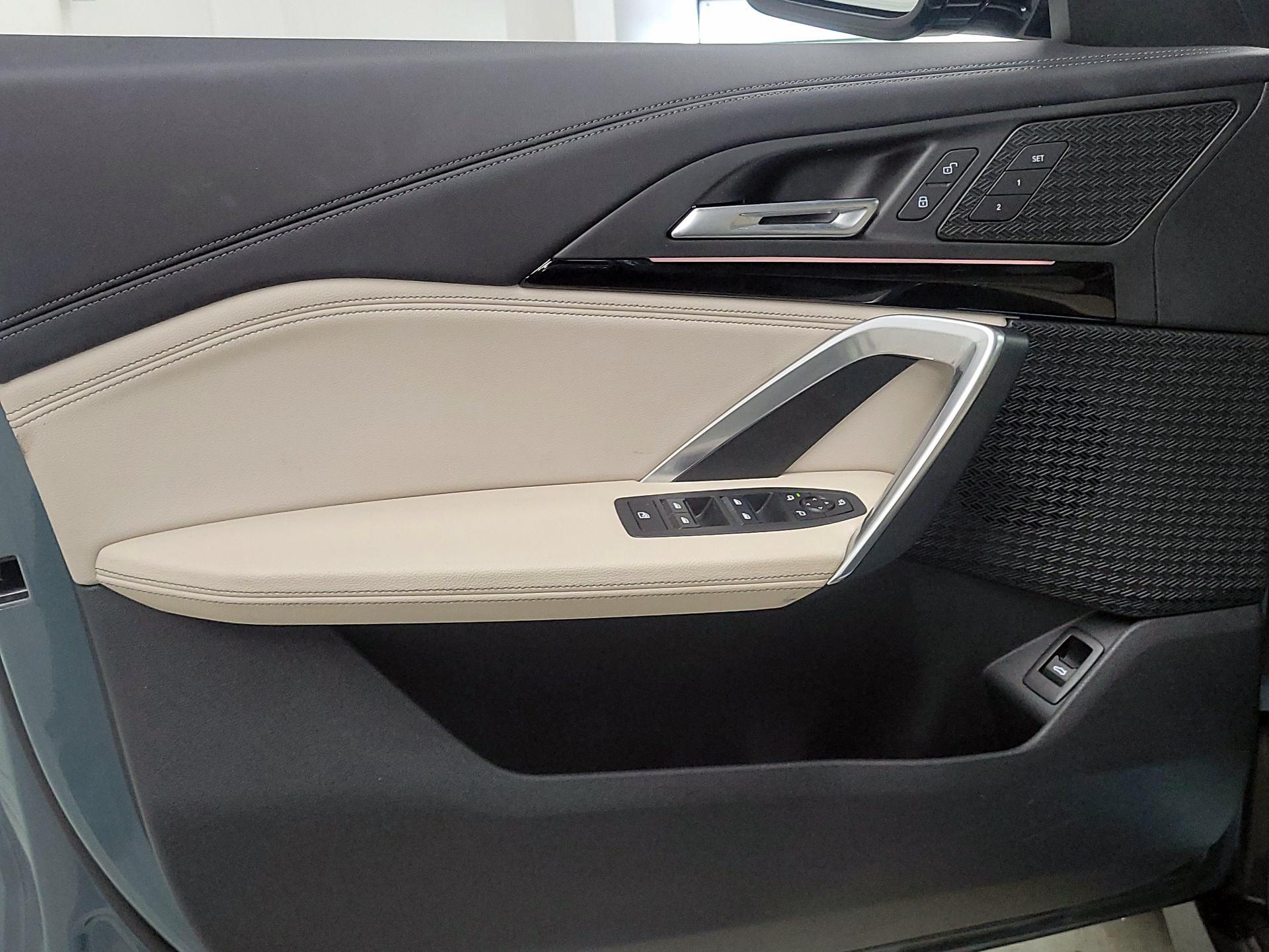 Thumbnail: 2023 BMW X1 - 12