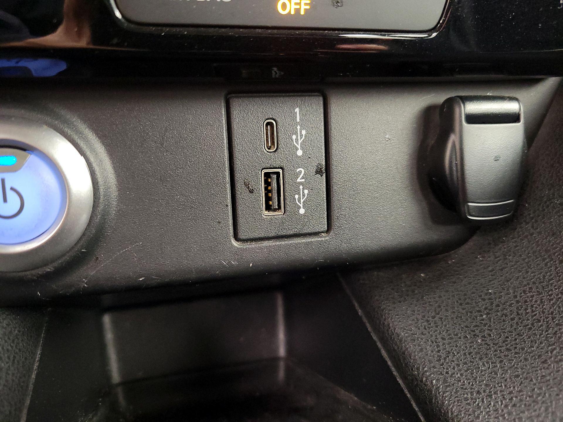 Thumbnail: 2020 Nissan Leaf - 19