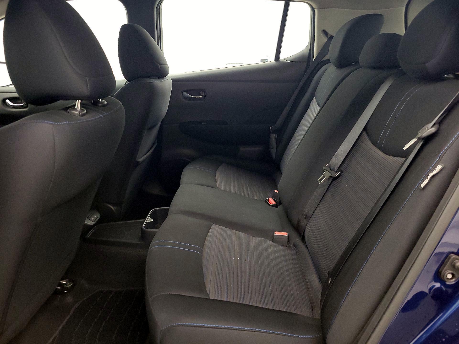 Thumbnail: 2020 Nissan Leaf - 20