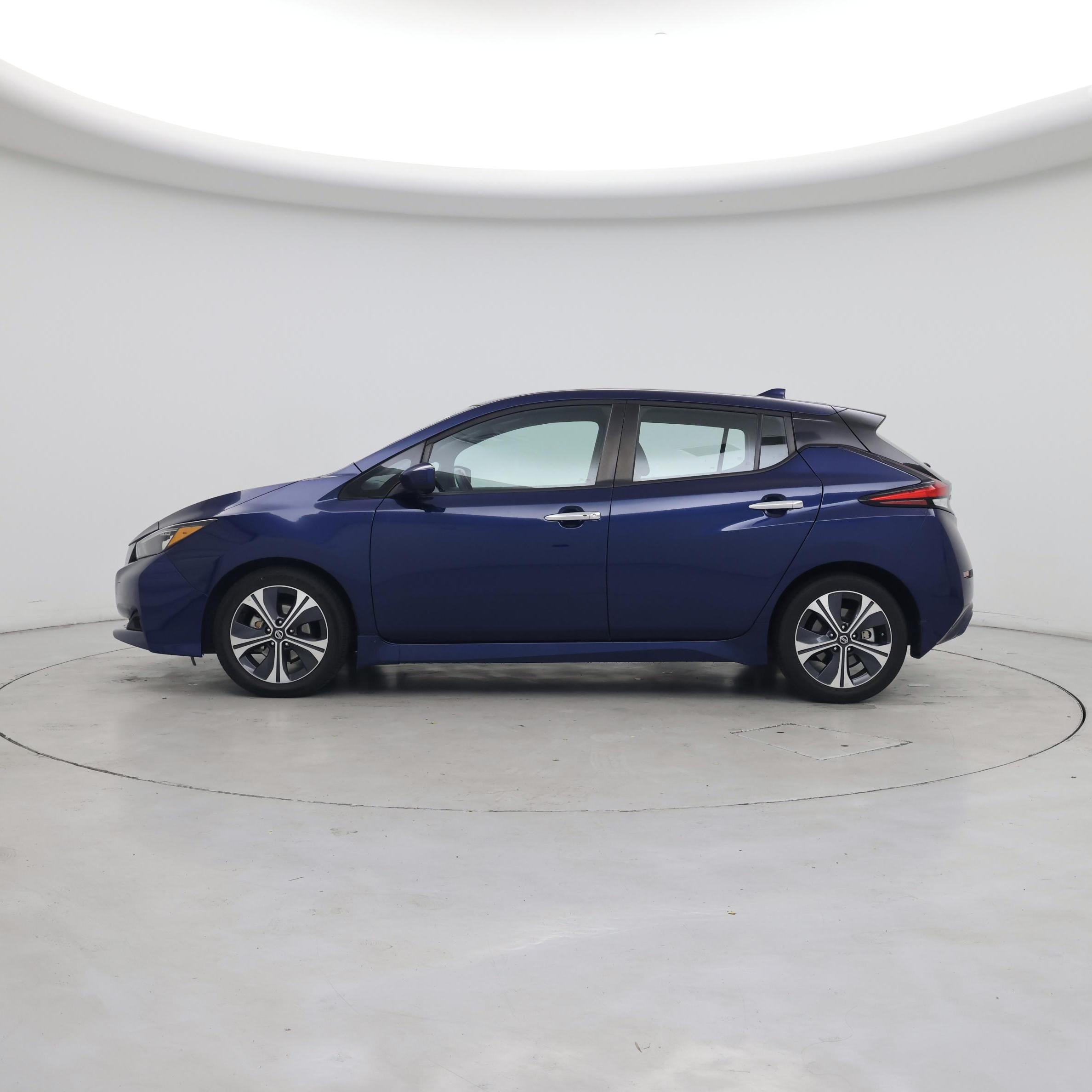 Thumbnail: 2020 Nissan Leaf - 3