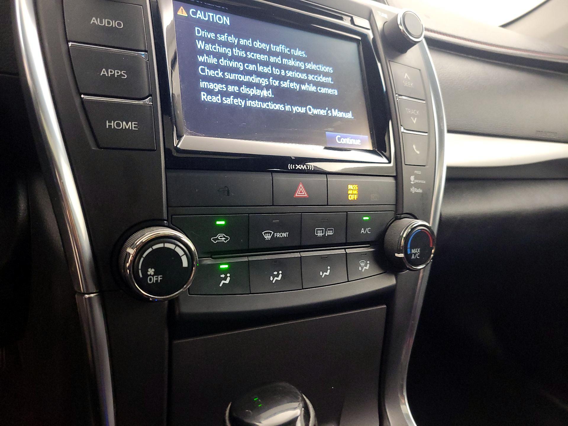 Thumbnail: 2016 Toyota Camry - 16