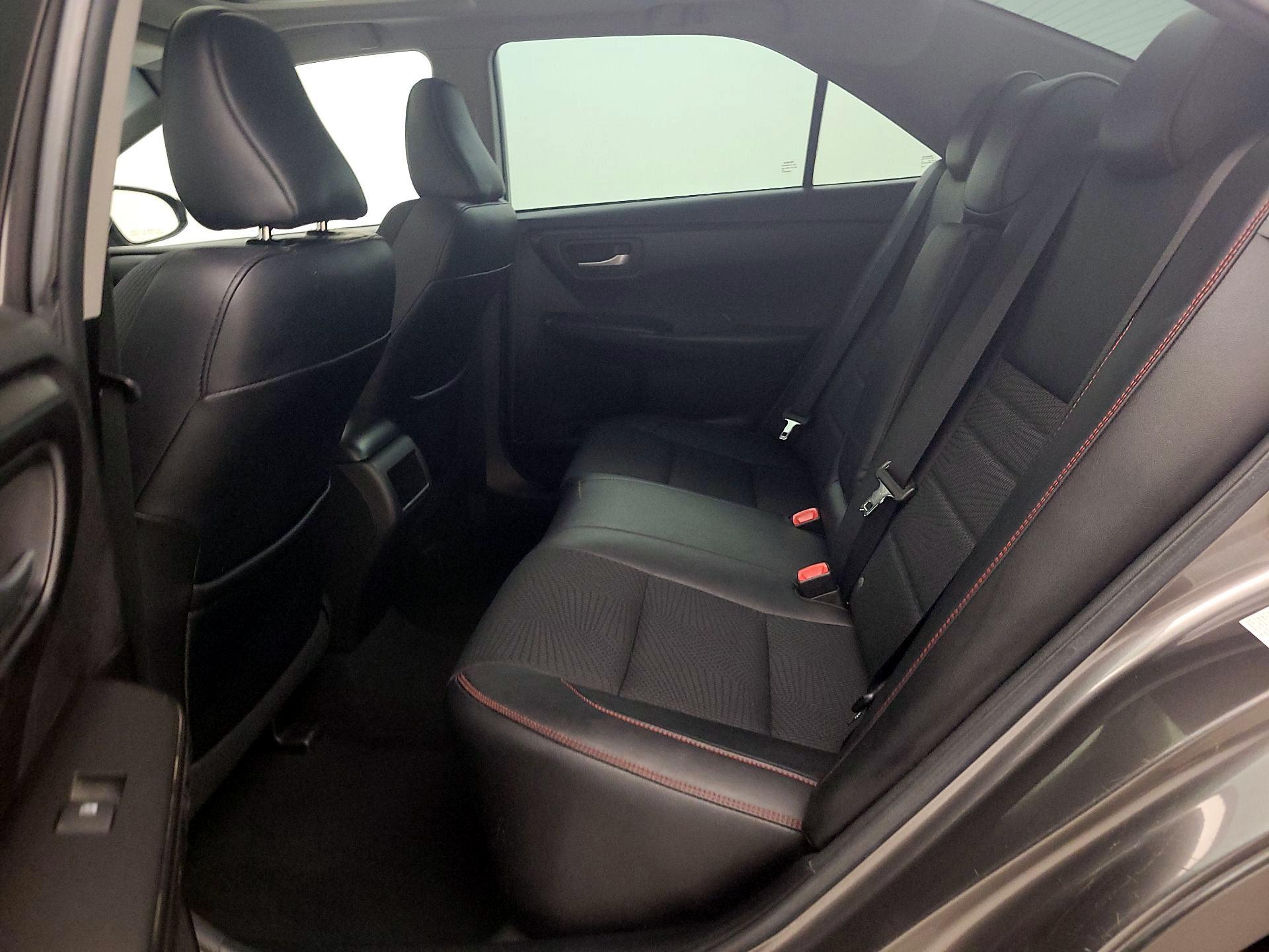 Thumbnail: 2016 Toyota Camry - 20