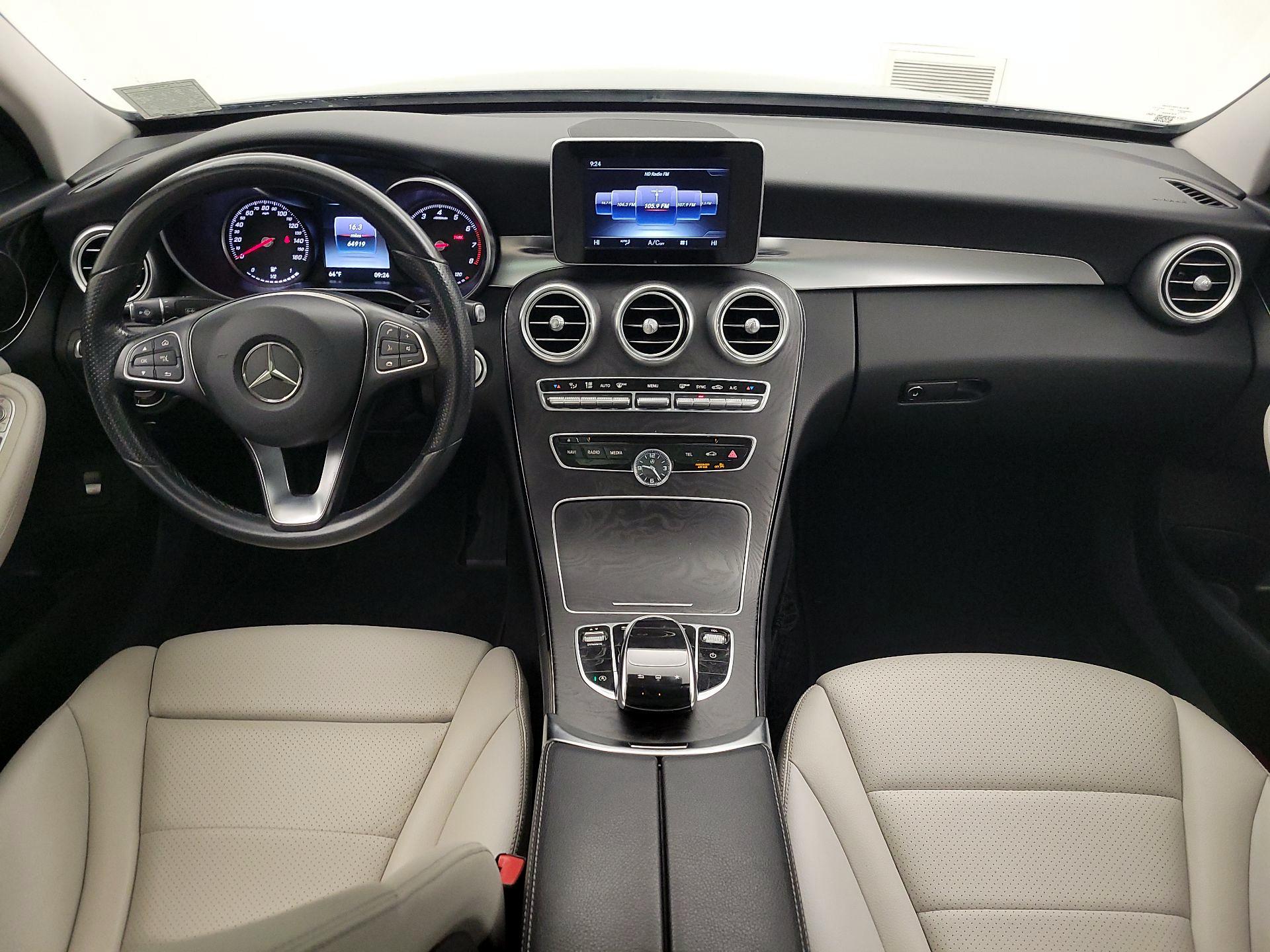 Thumbnail: 2016 Mercedes-Benz C-Class - 9