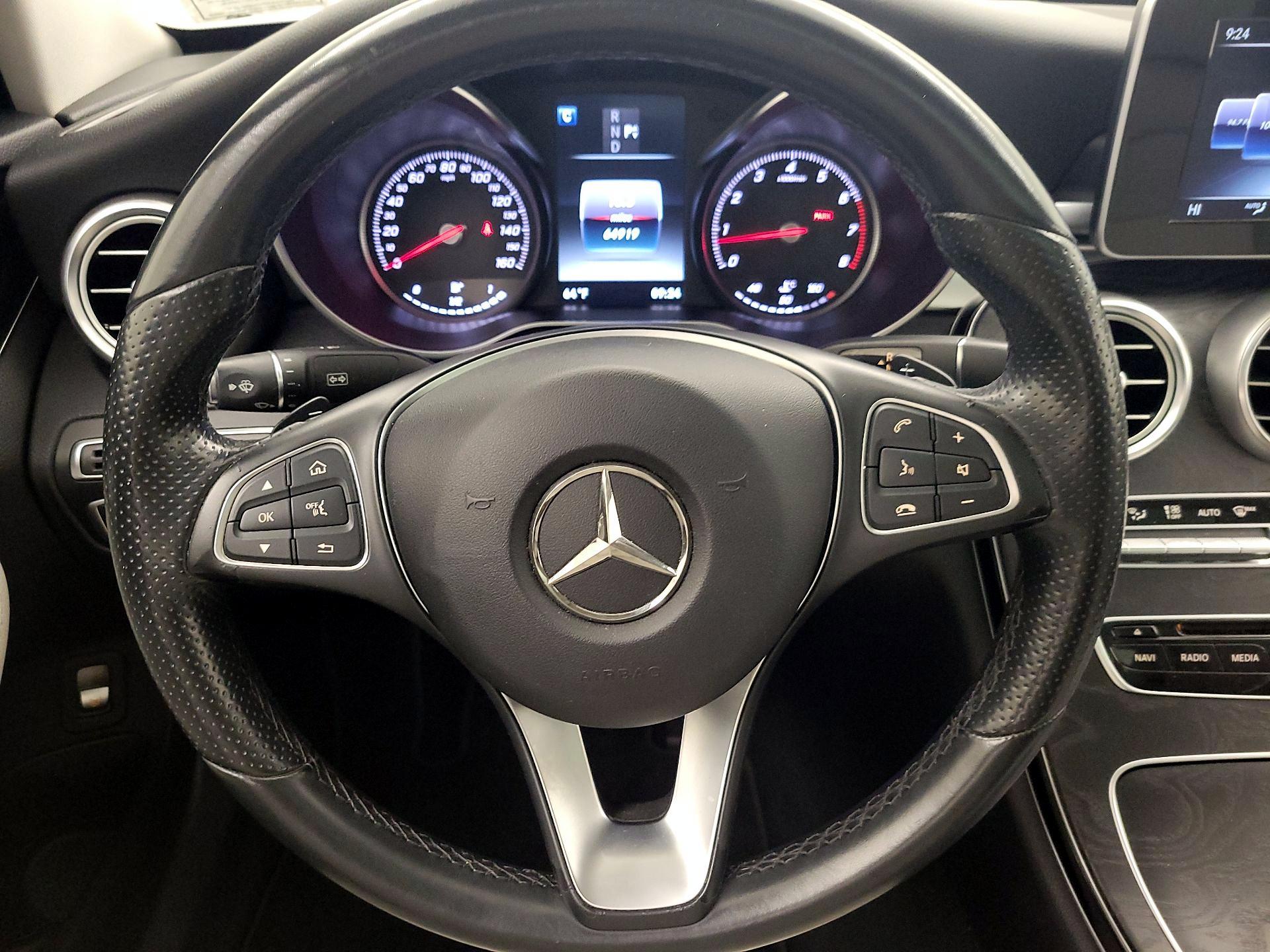 Thumbnail: 2016 Mercedes-Benz C-Class - 10