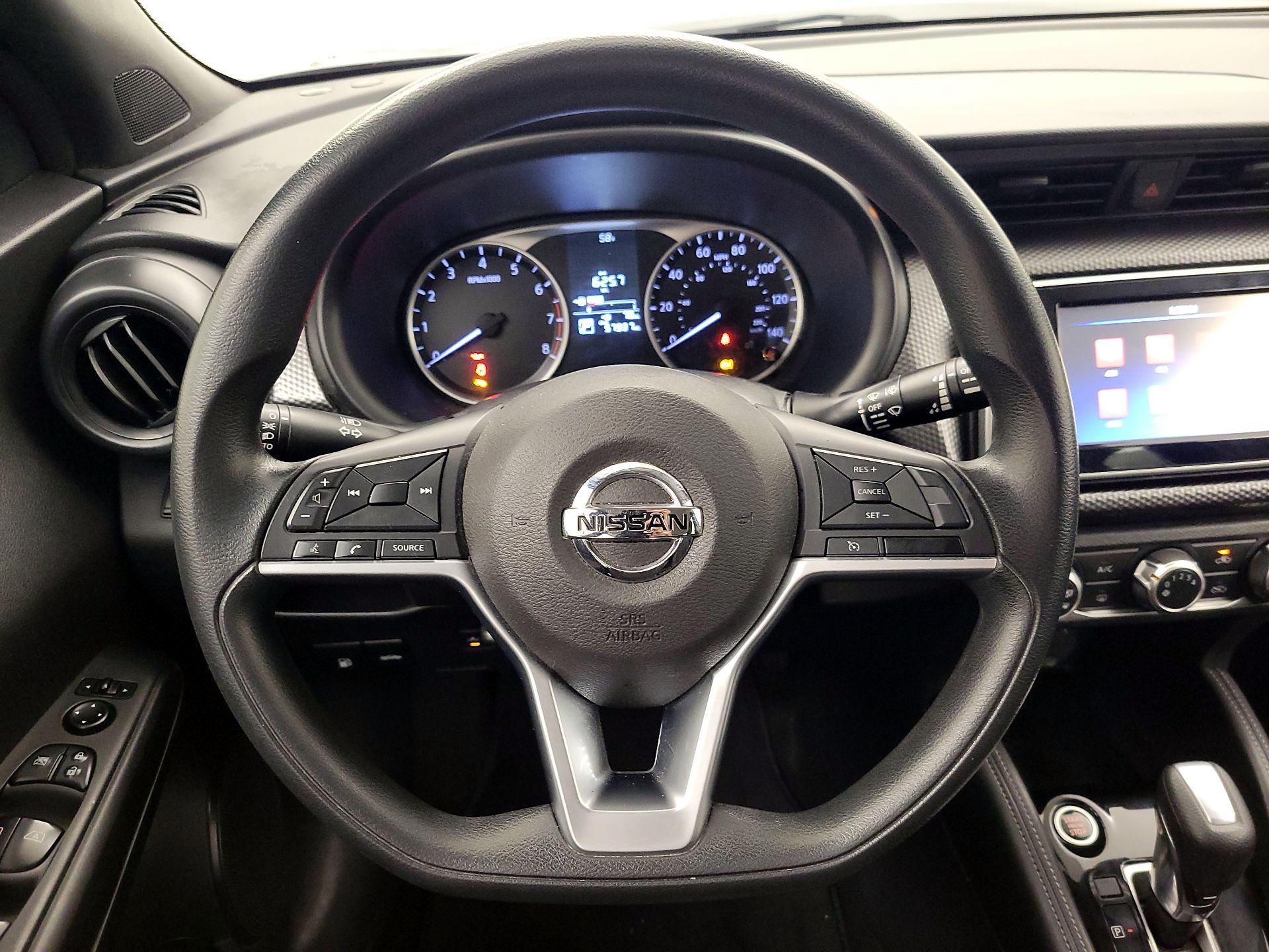 Thumbnail: 2019 Nissan Kicks - 10