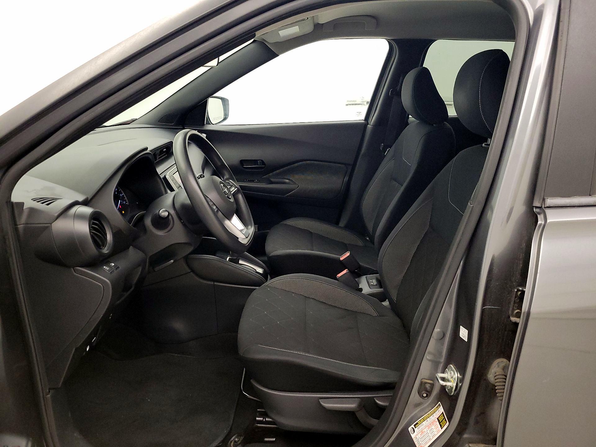 Thumbnail: 2019 Nissan Kicks - 11