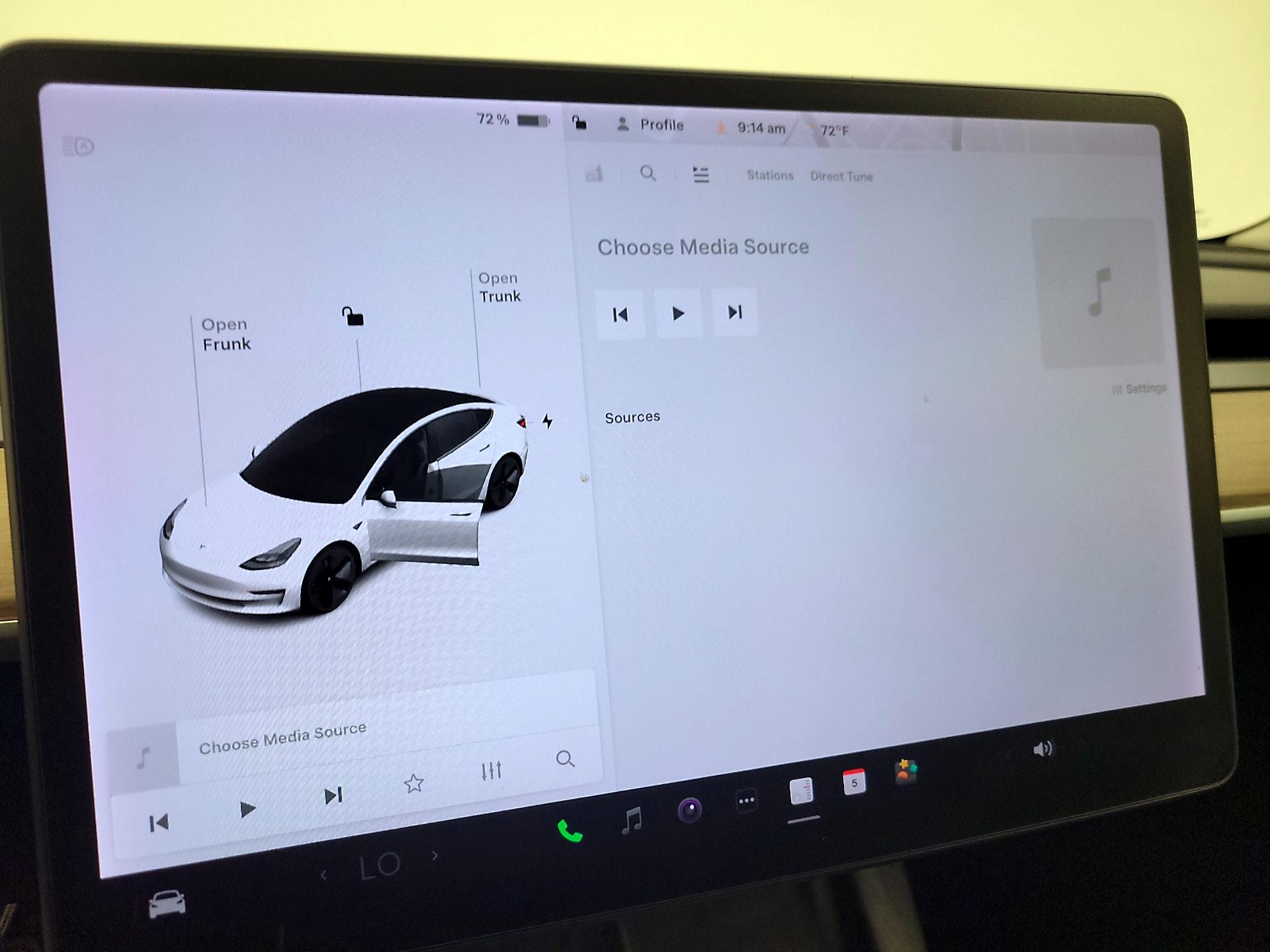 Thumbnail: 2021 Tesla Model 3 - 15