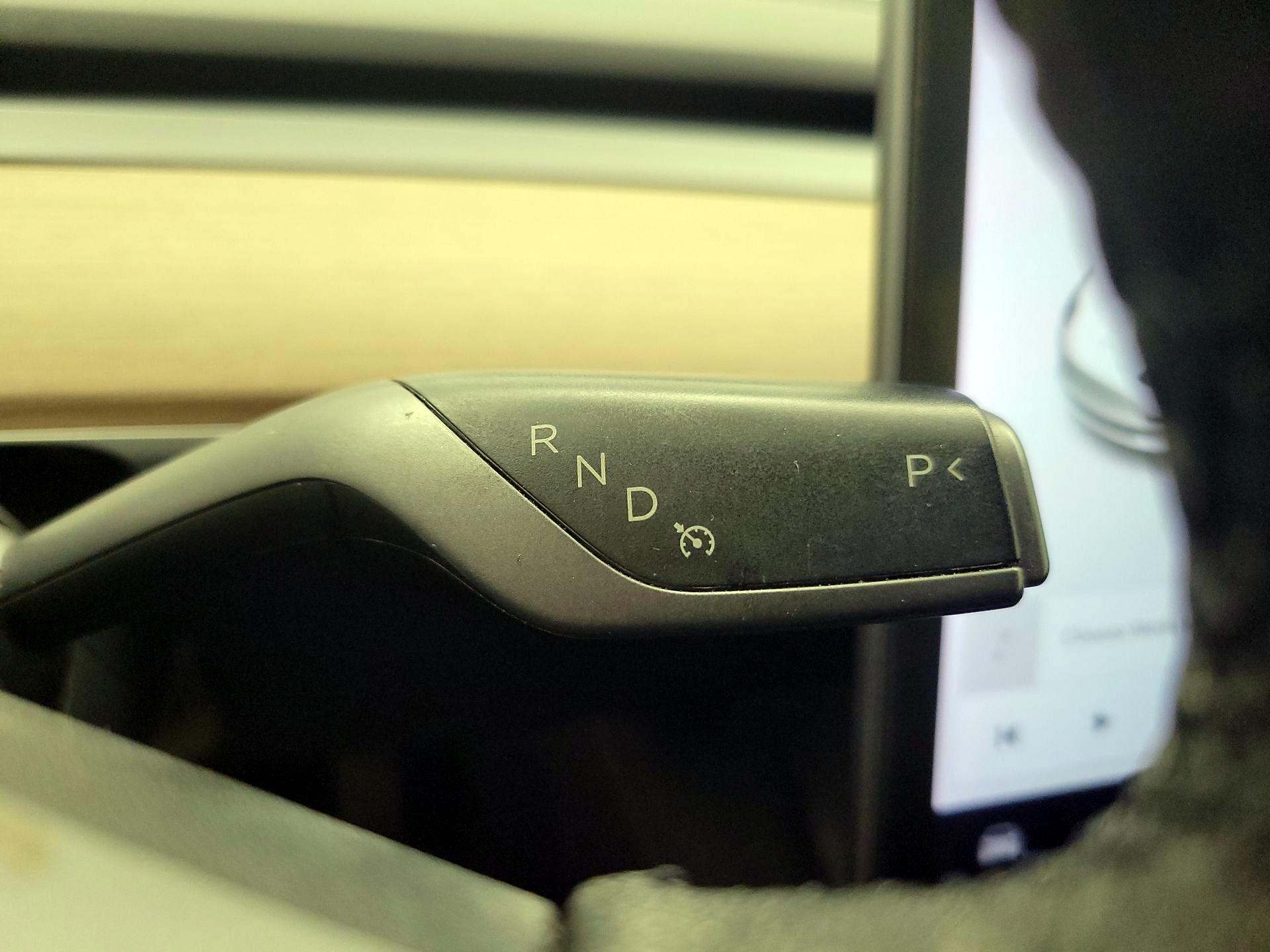 Thumbnail: 2021 Tesla Model 3 - 17