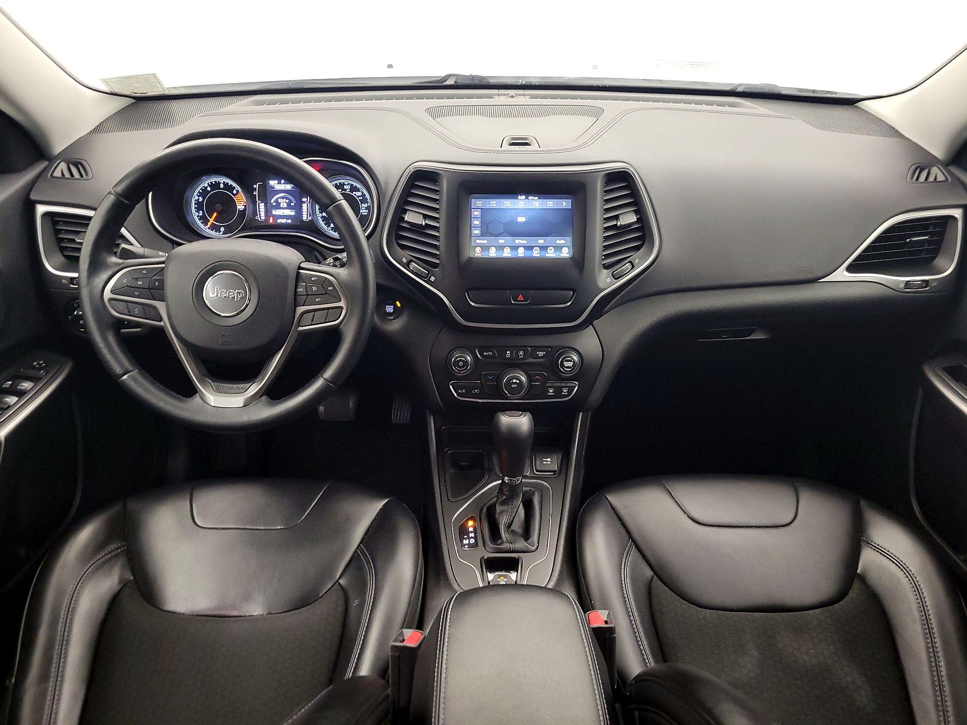 Thumbnail: 2019 Jeep Cherokee - 9