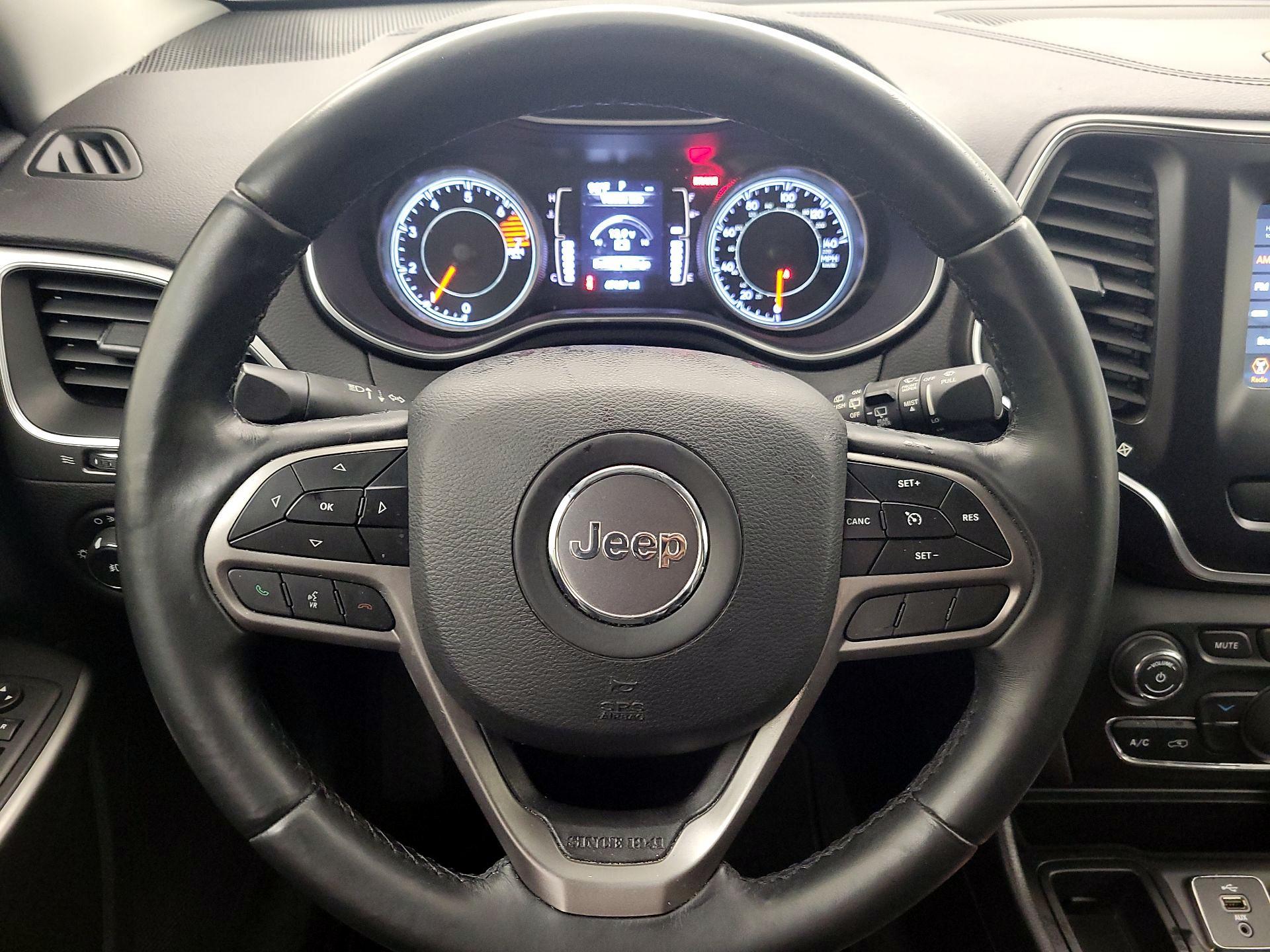 Thumbnail: 2019 Jeep Cherokee - 10