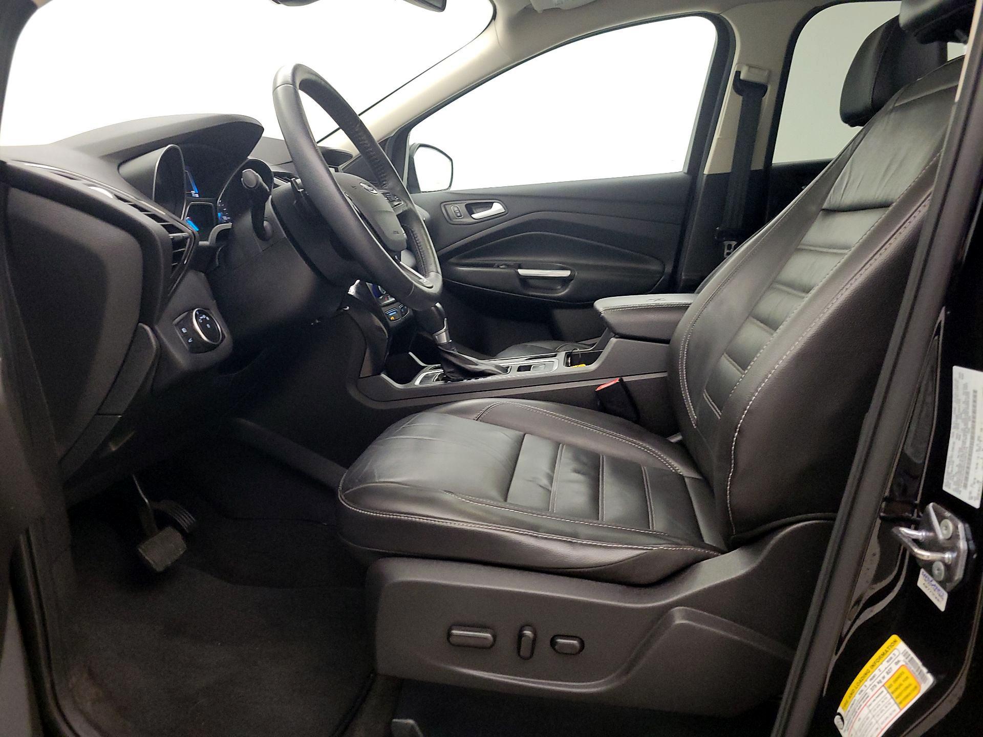 Thumbnail: 2017 Ford Escape - 11