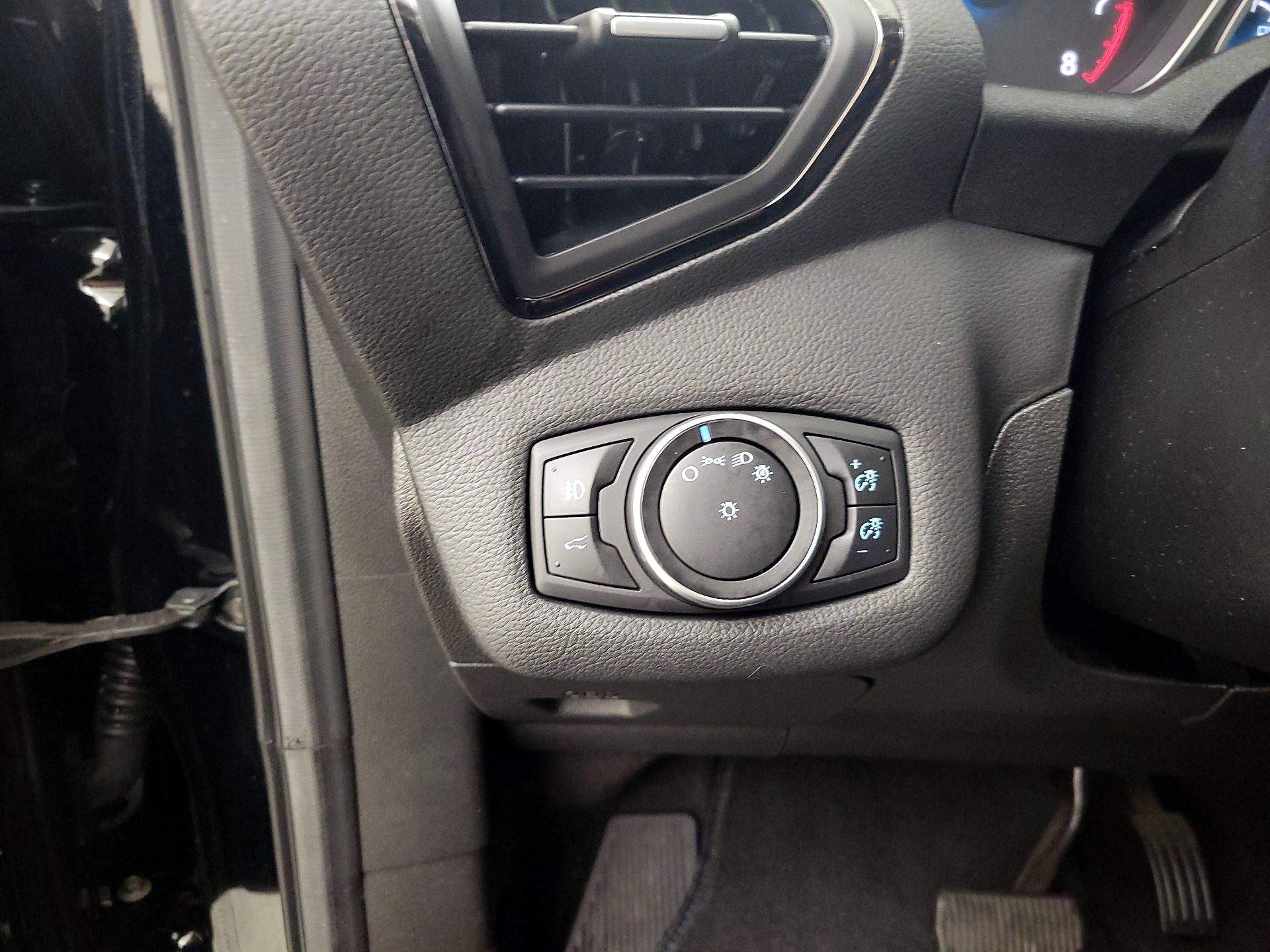 Thumbnail: 2017 Ford Escape - 13