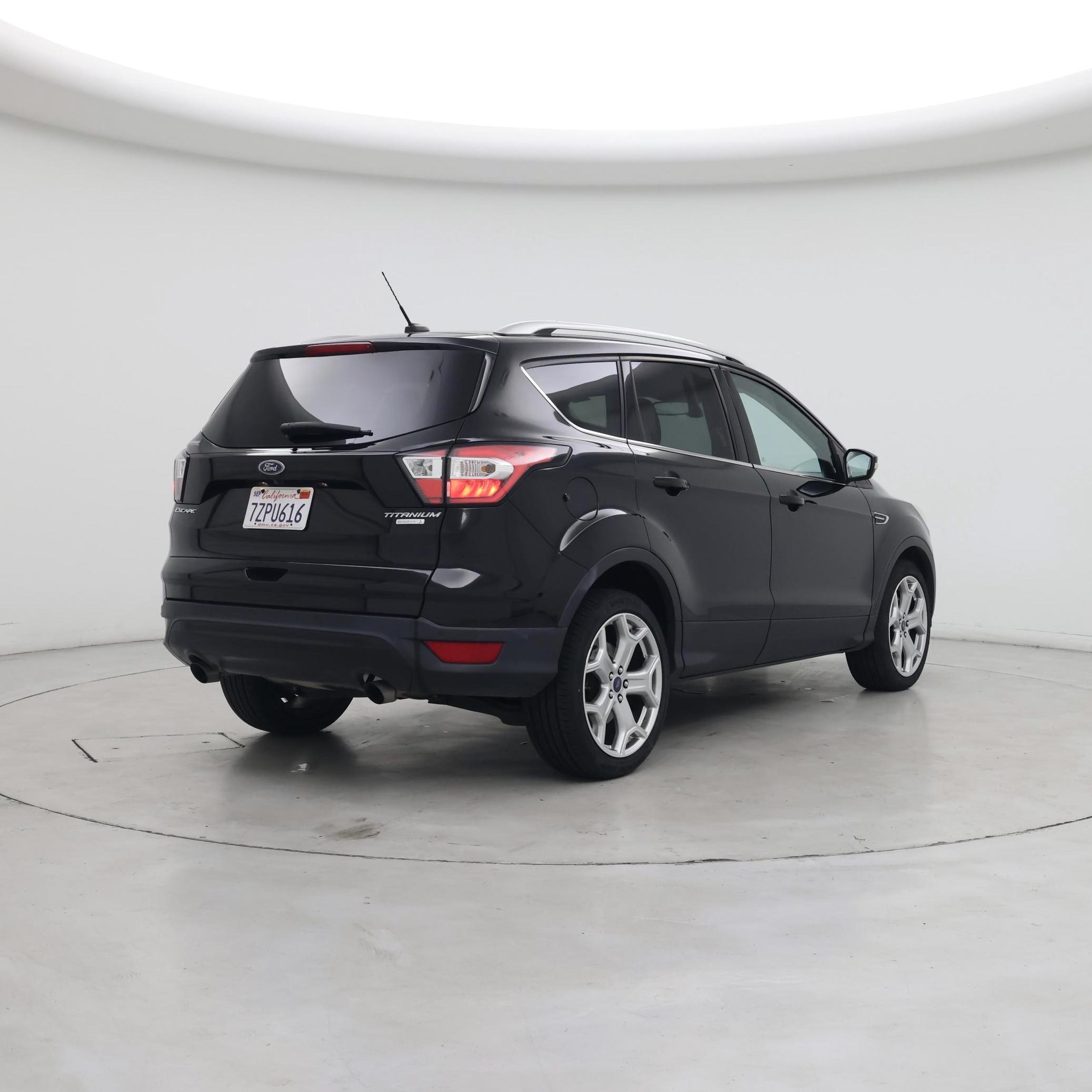 Thumbnail: 2017 Ford Escape - 8