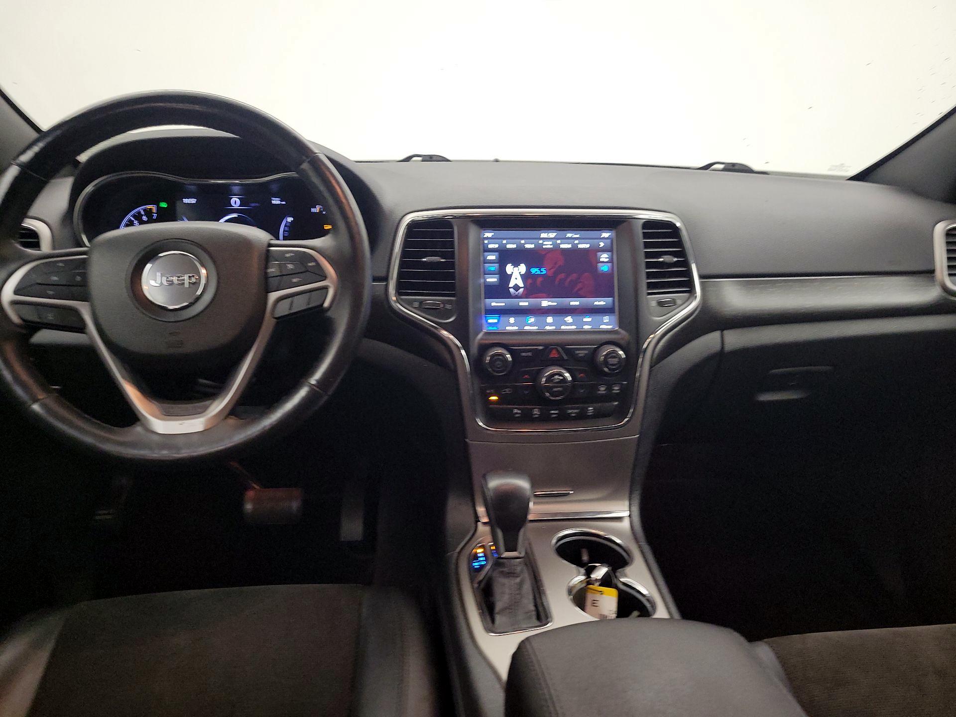 Thumbnail: 2018 Jeep Grand Cherokee - 9