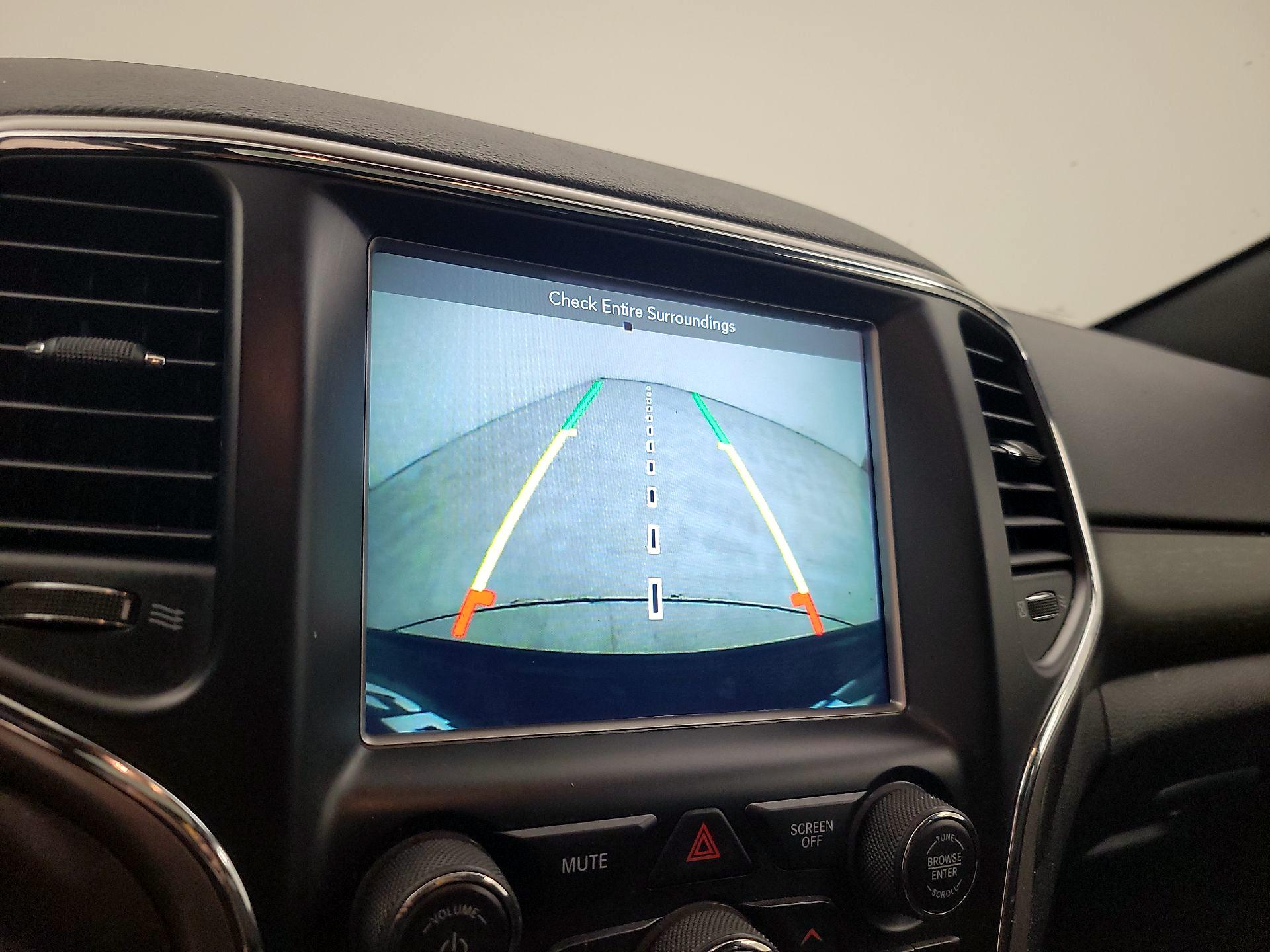 Thumbnail: 2018 Jeep Grand Cherokee - 14