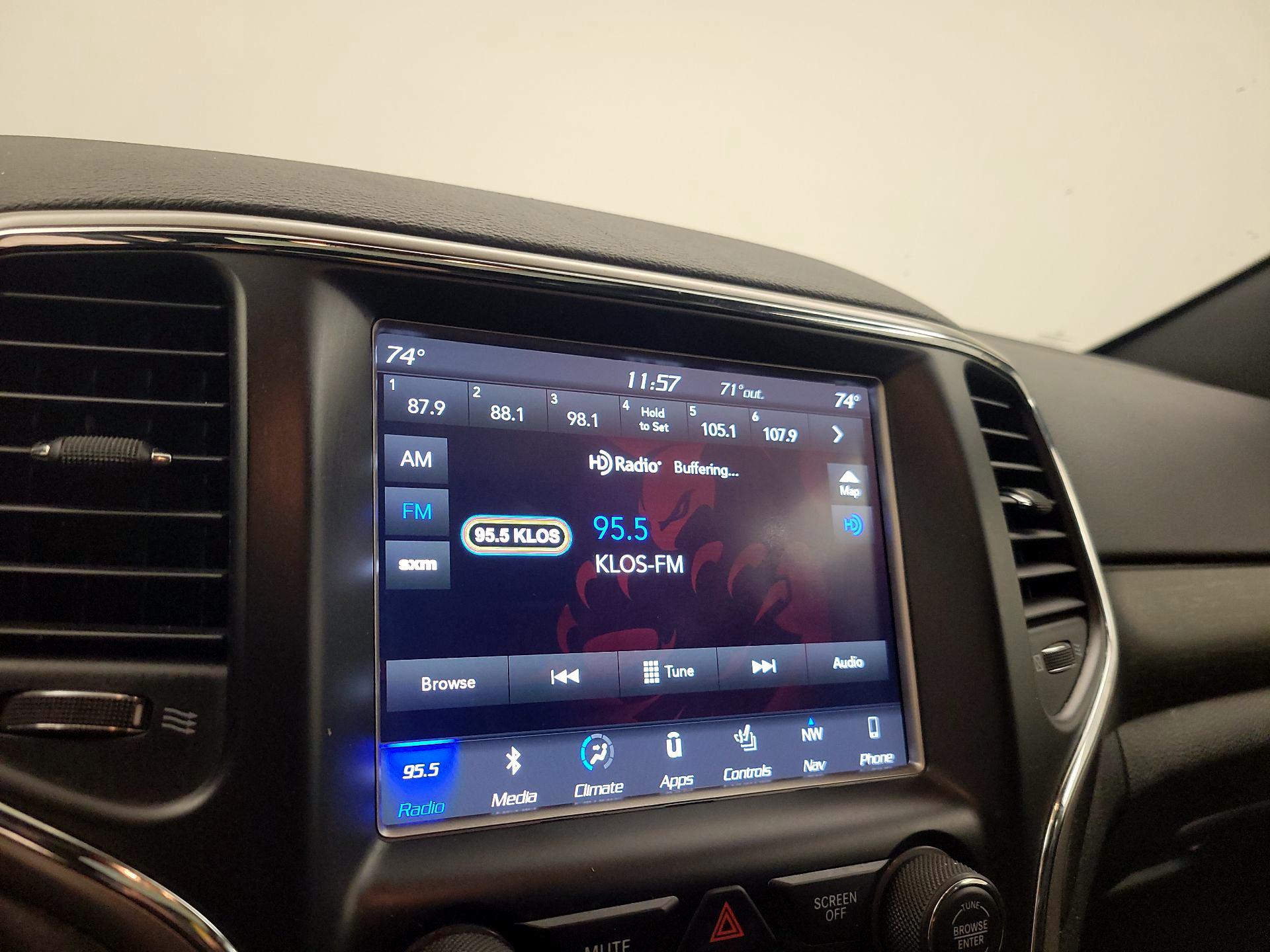 Thumbnail: 2018 Jeep Grand Cherokee - 15