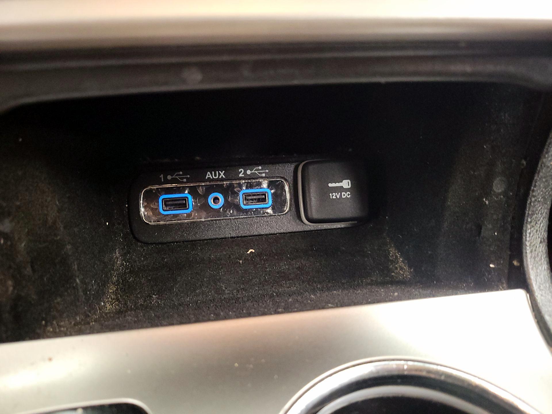 Thumbnail: 2018 Jeep Grand Cherokee - 18