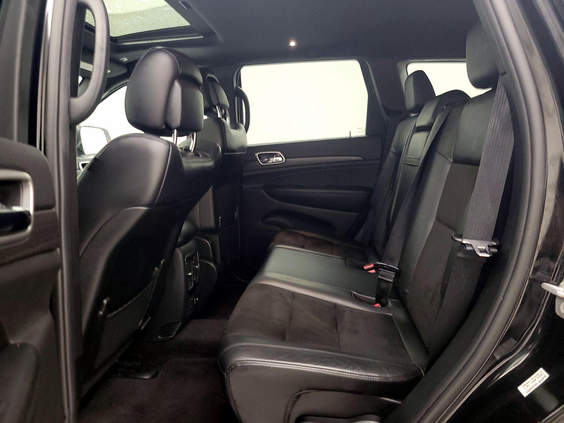 Thumbnail: 2018 Jeep Grand Cherokee - 20