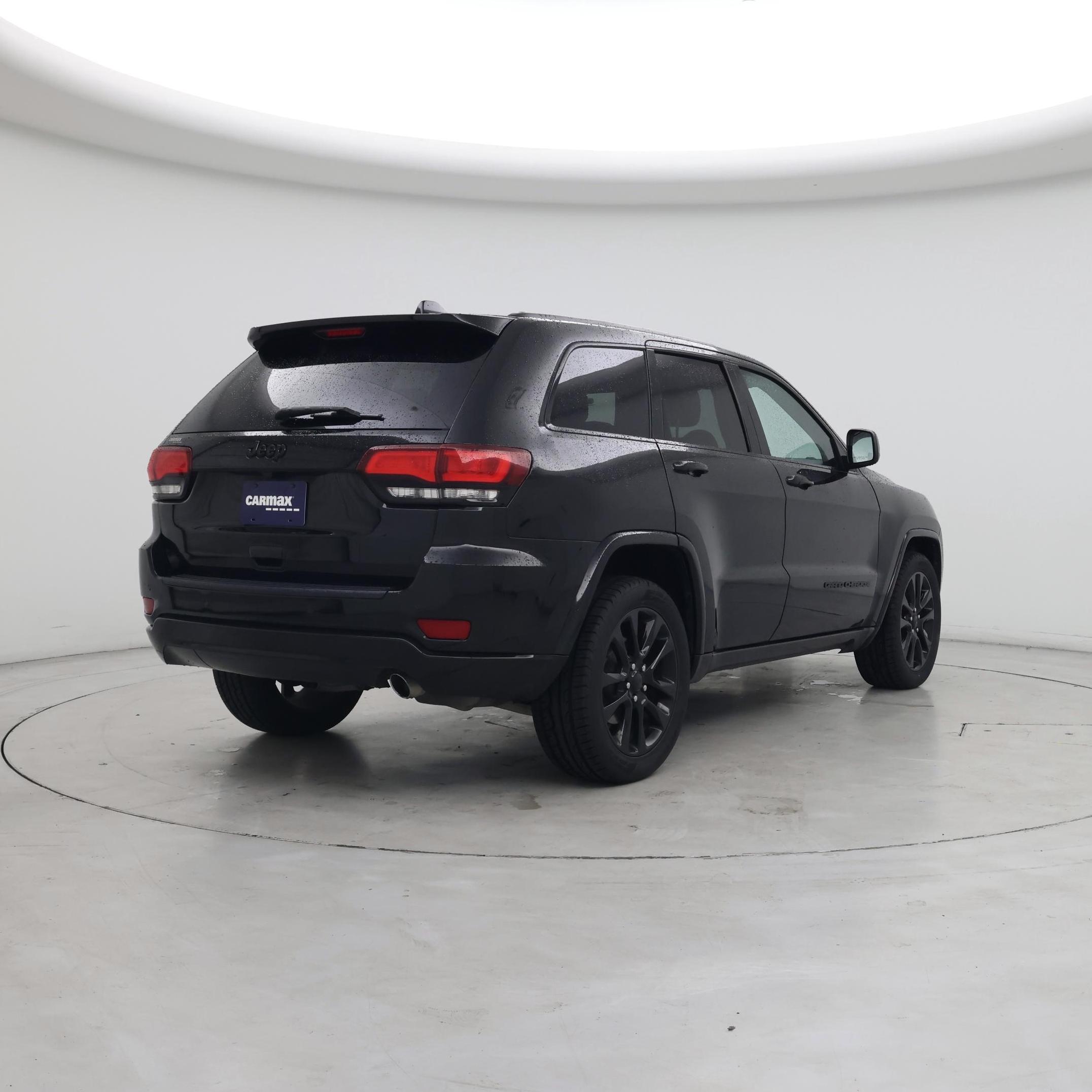 Thumbnail: 2018 Jeep Grand Cherokee - 8