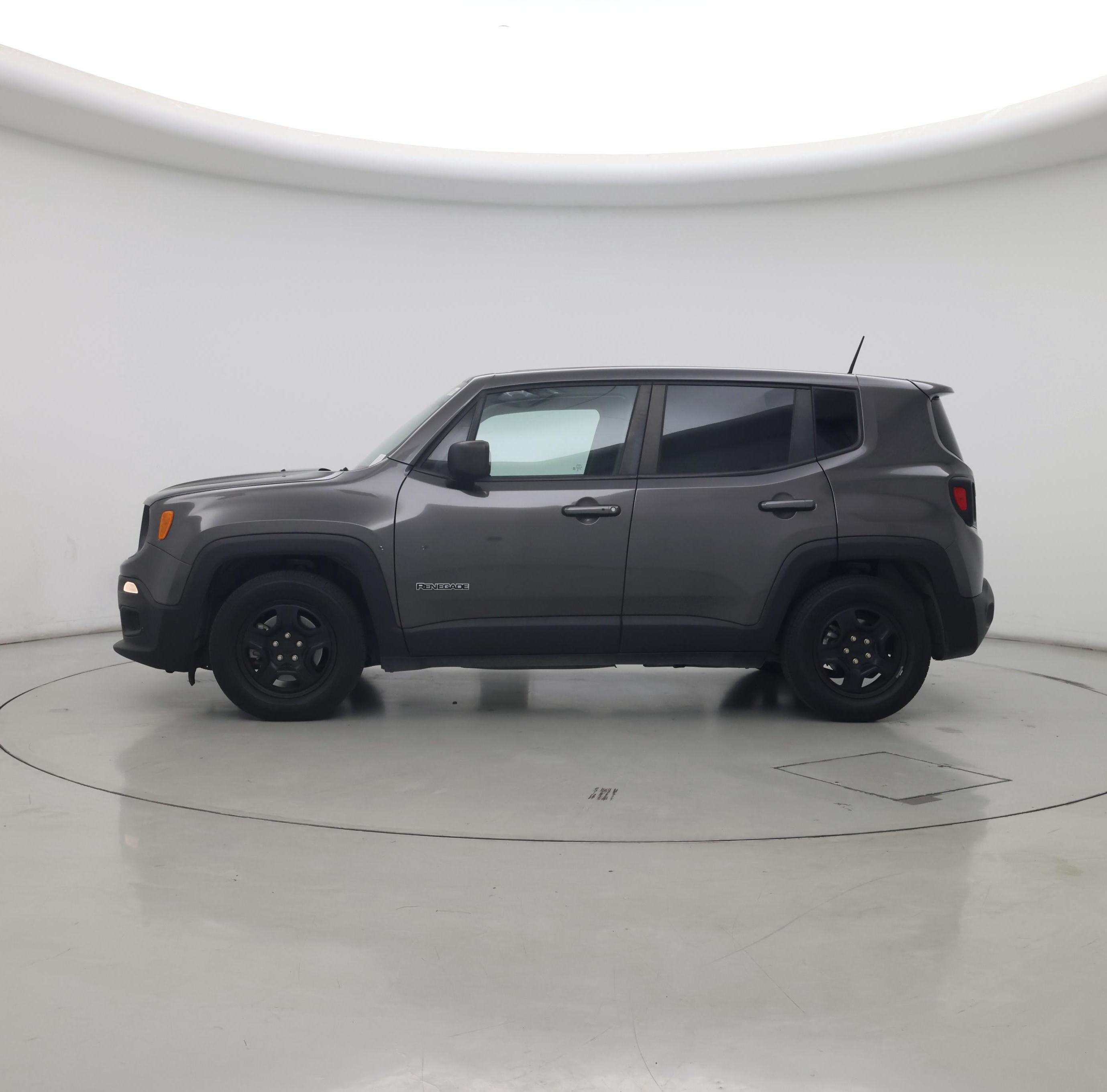 Thumbnail: 2018 Jeep Renegade - 3