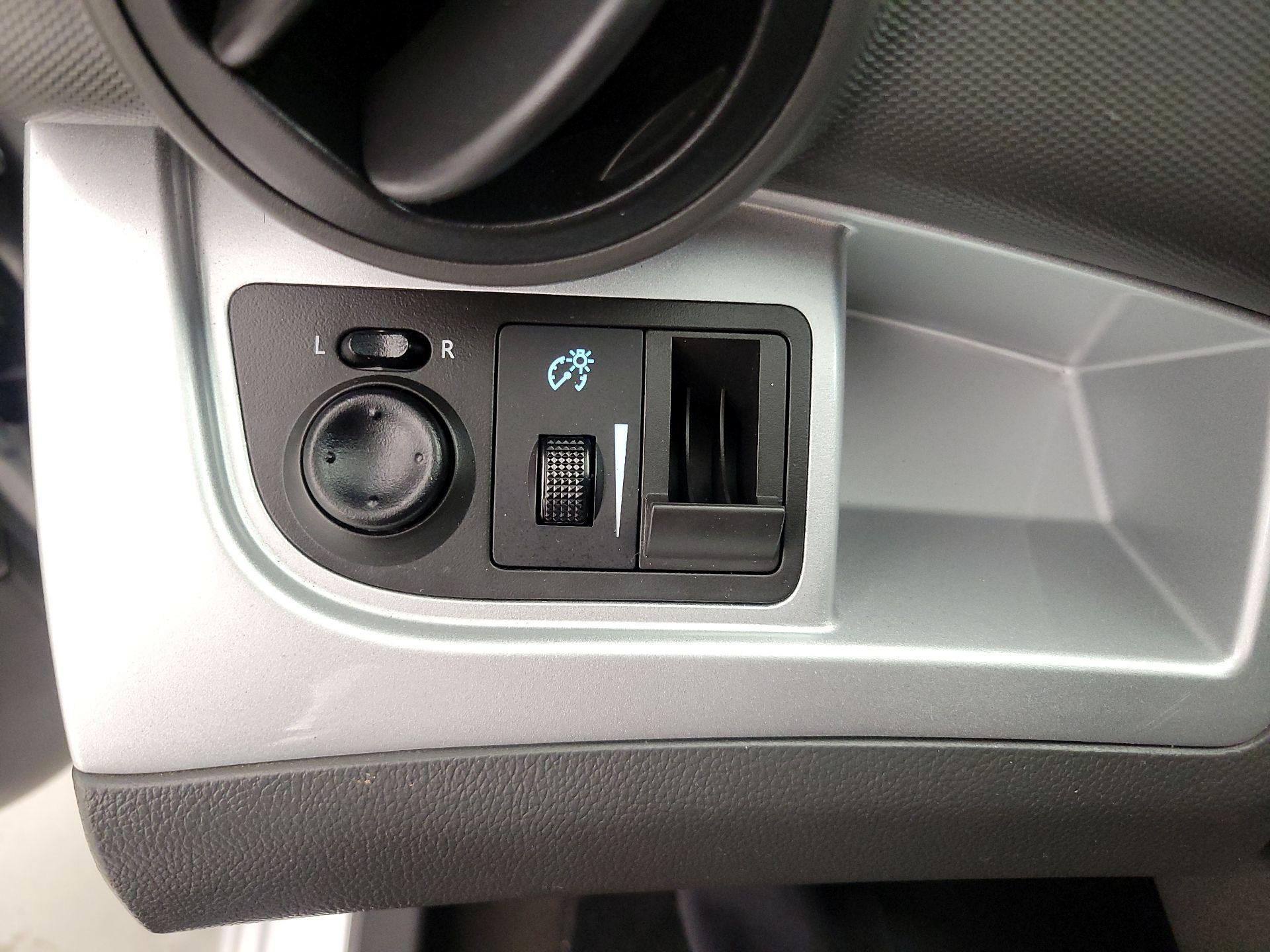 Thumbnail: 2014 Chevrolet Spark - 13