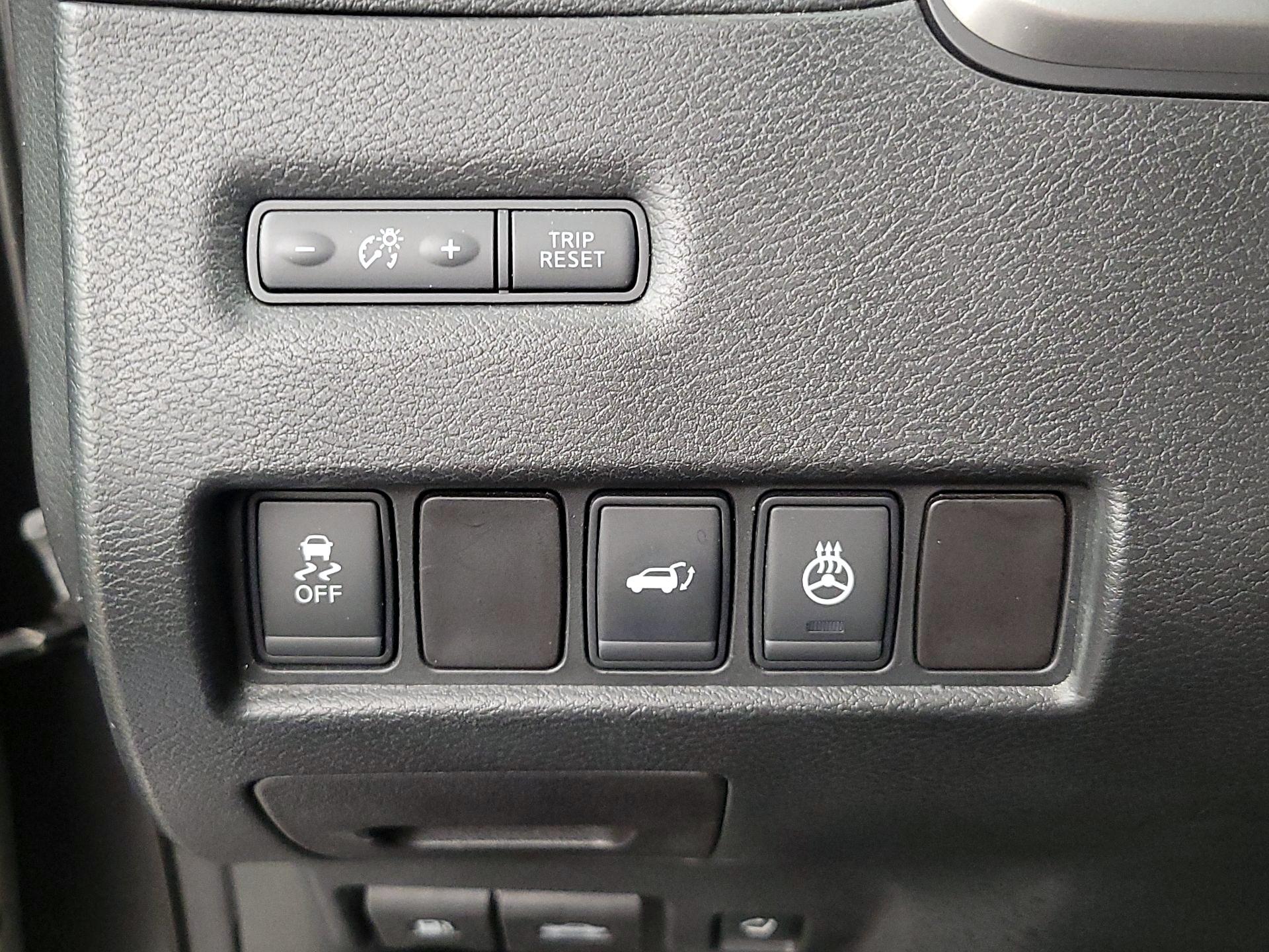 Thumbnail: 2015 Nissan Murano - 13