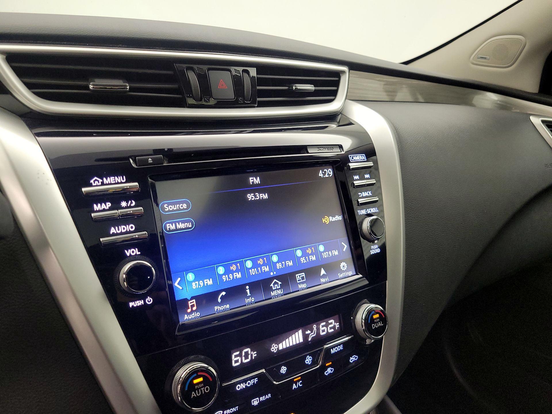 Thumbnail: 2015 Nissan Murano - 15