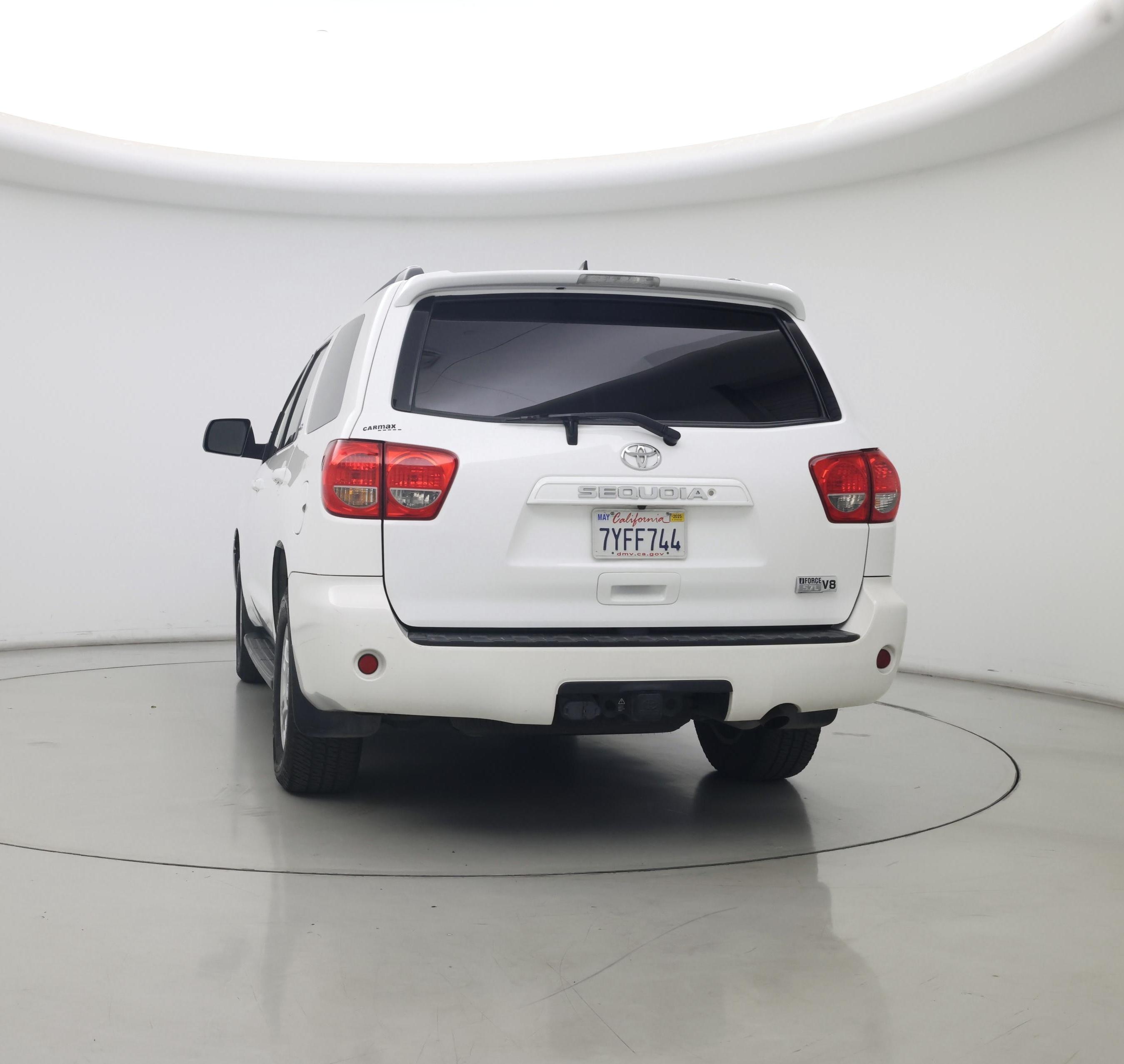 Thumbnail: 2017 Toyota Sequoia - 6