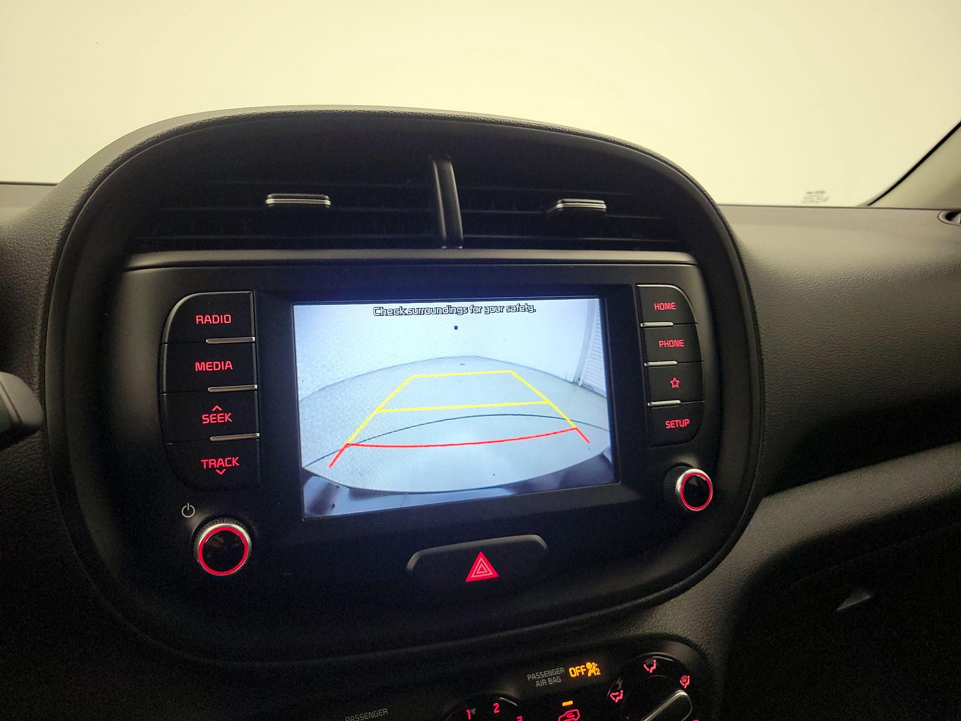 Thumbnail: 2020 Kia Soul - 14