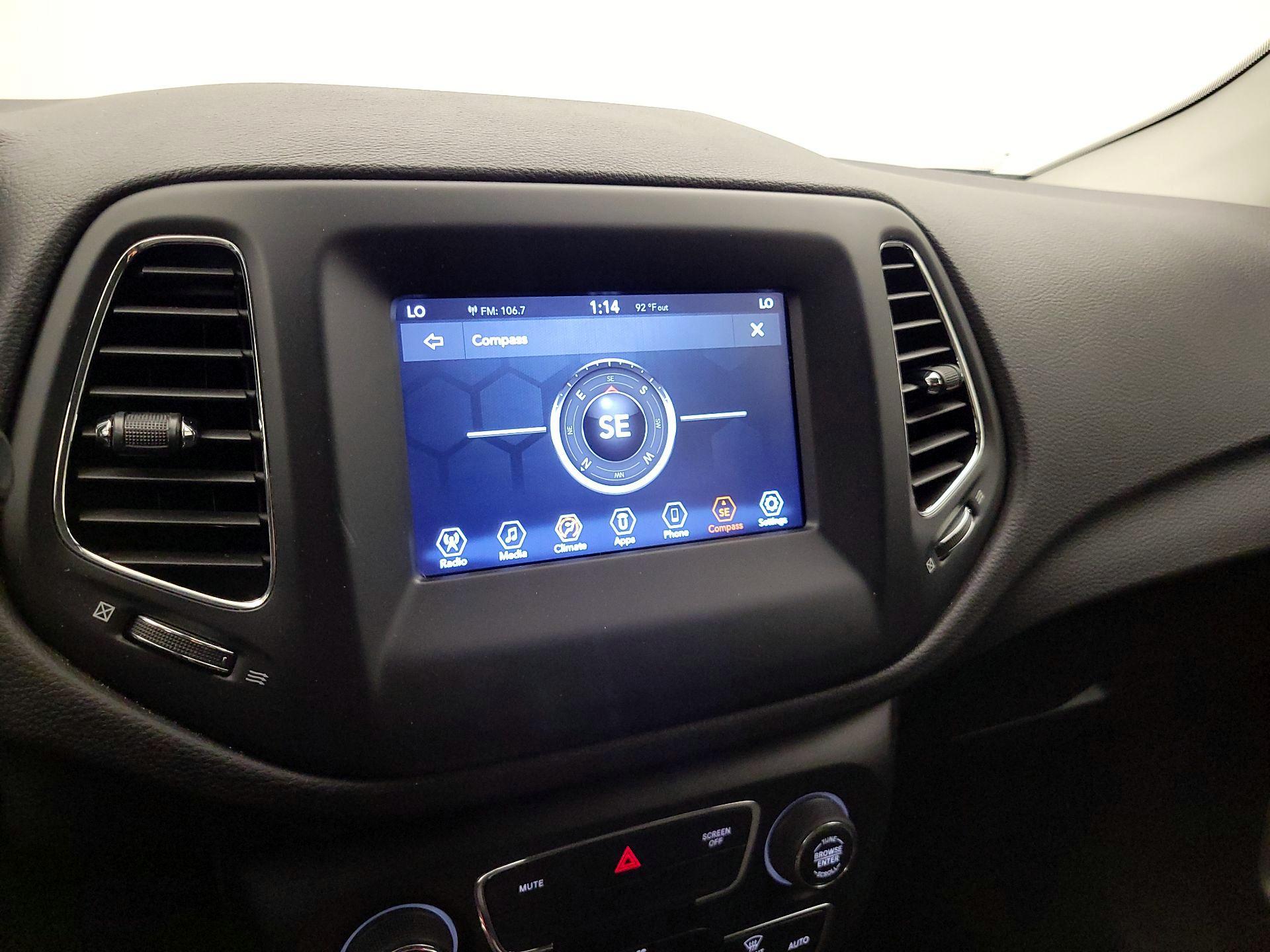 Thumbnail: 2021 Jeep Compass - 14