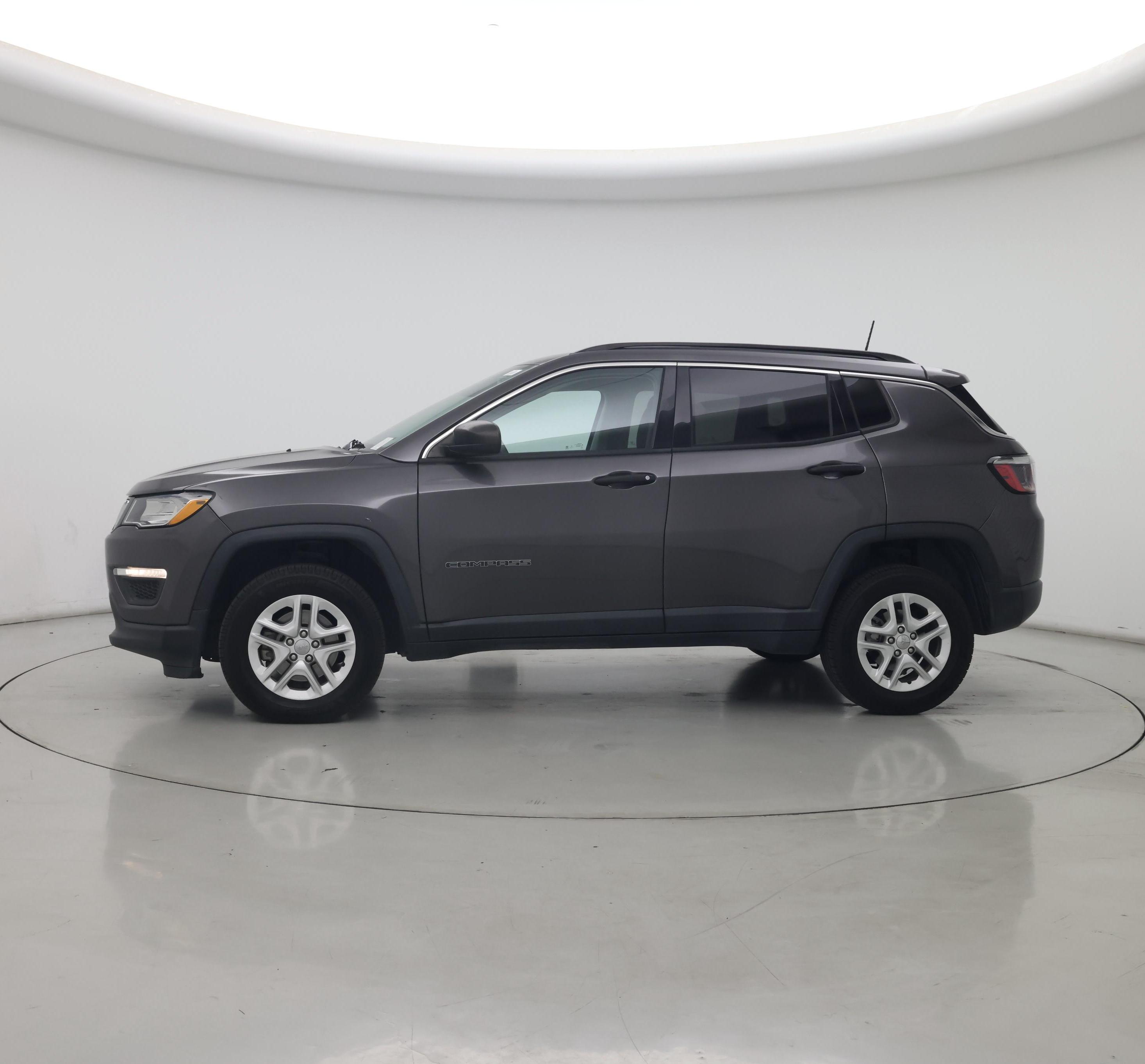 Thumbnail: 2021 Jeep Compass - 3