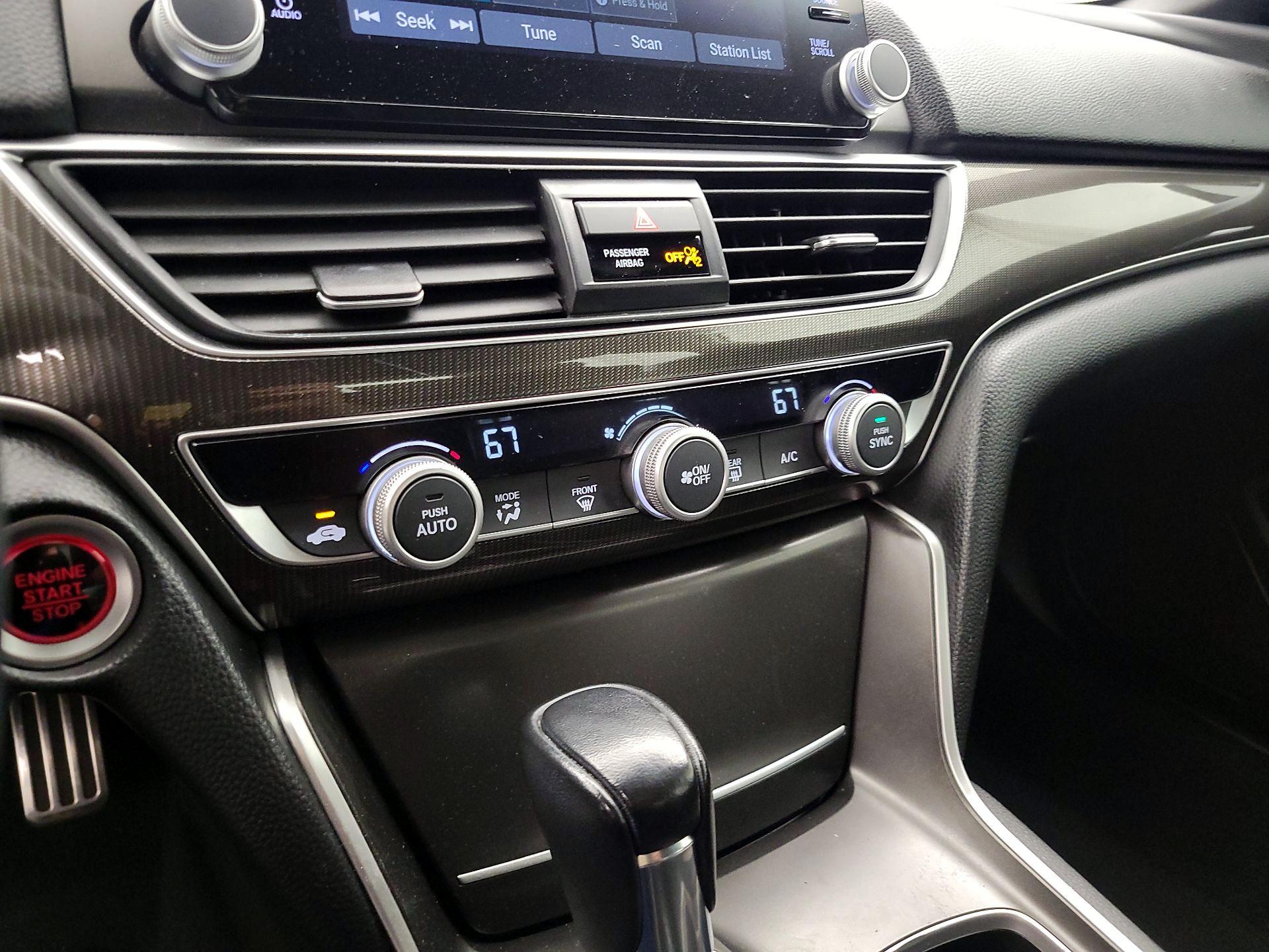 Thumbnail: 2019 Honda Accord - 16